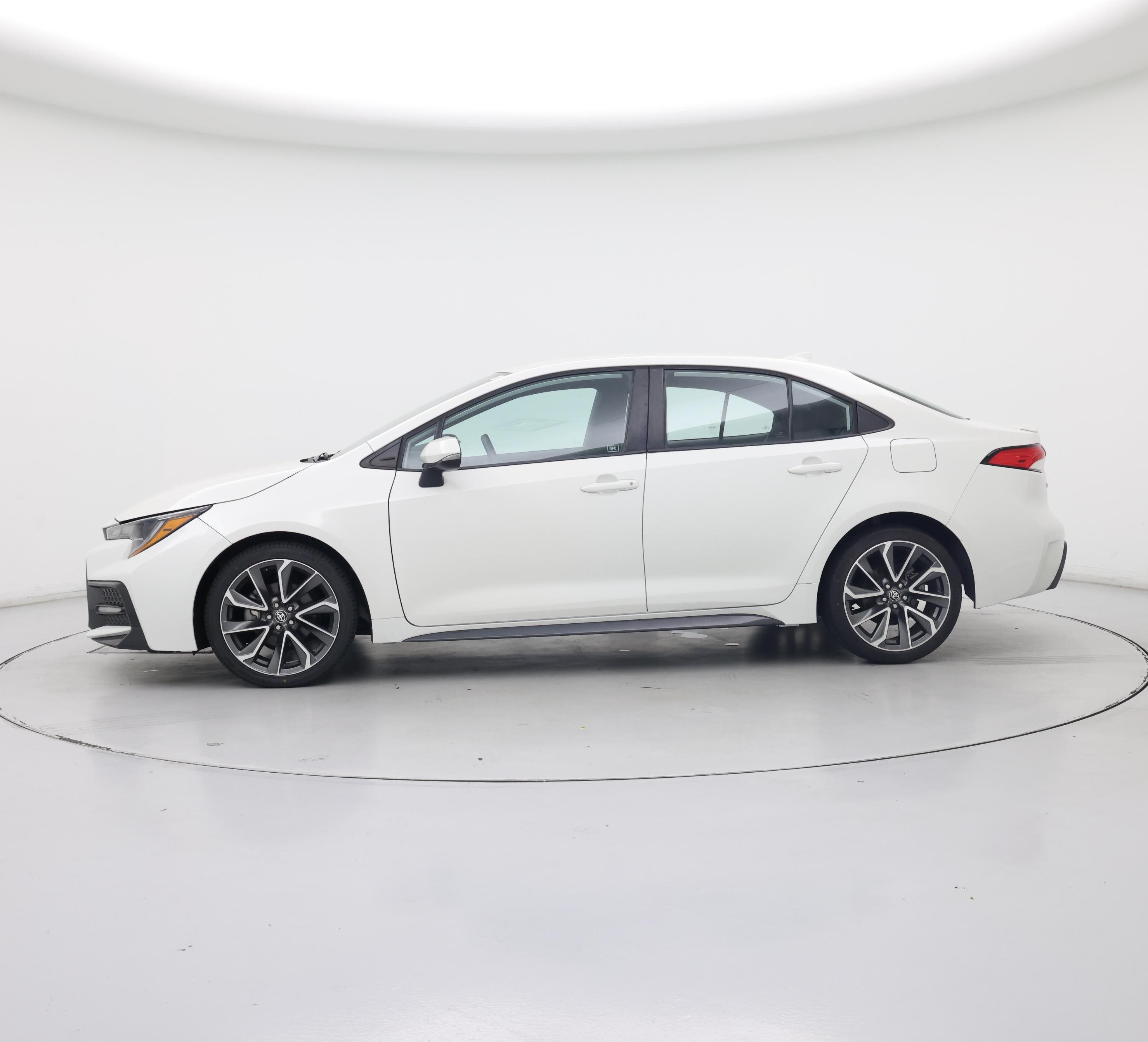 Thumbnail: 2021 Toyota Corolla - 3
