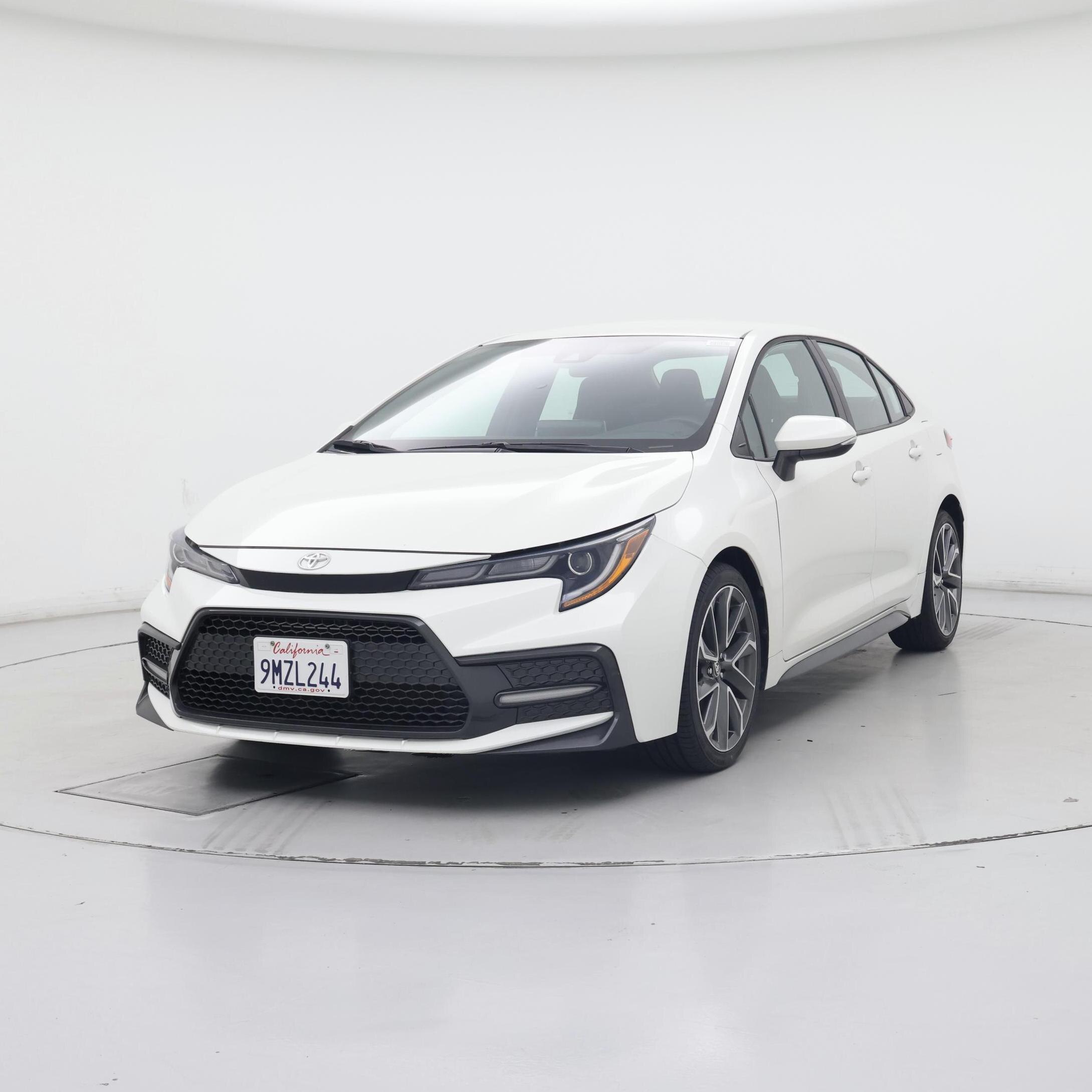 Thumbnail: 2021 Toyota Corolla - 4