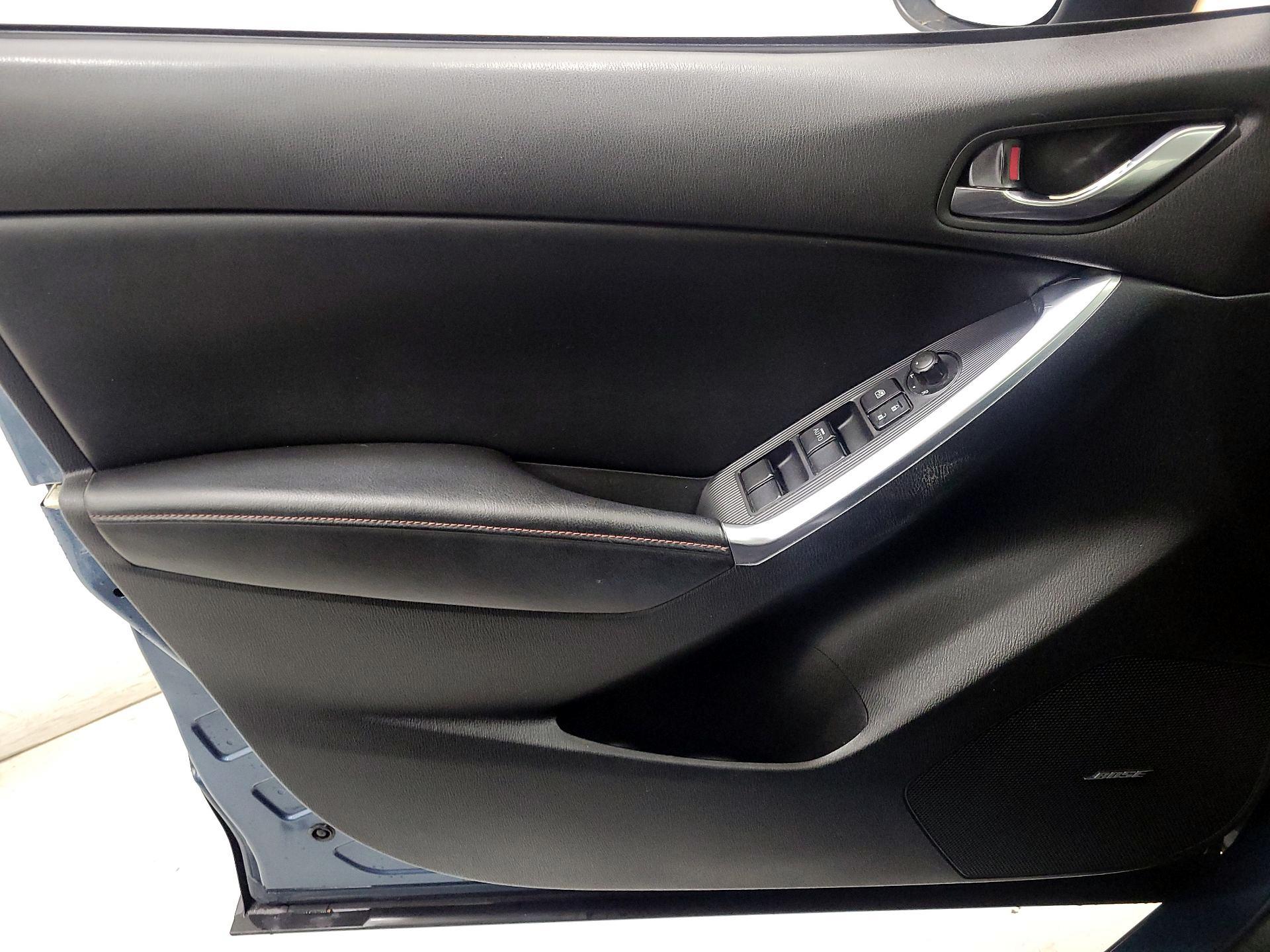 Thumbnail: 2015 Mazda CX-5 - 12