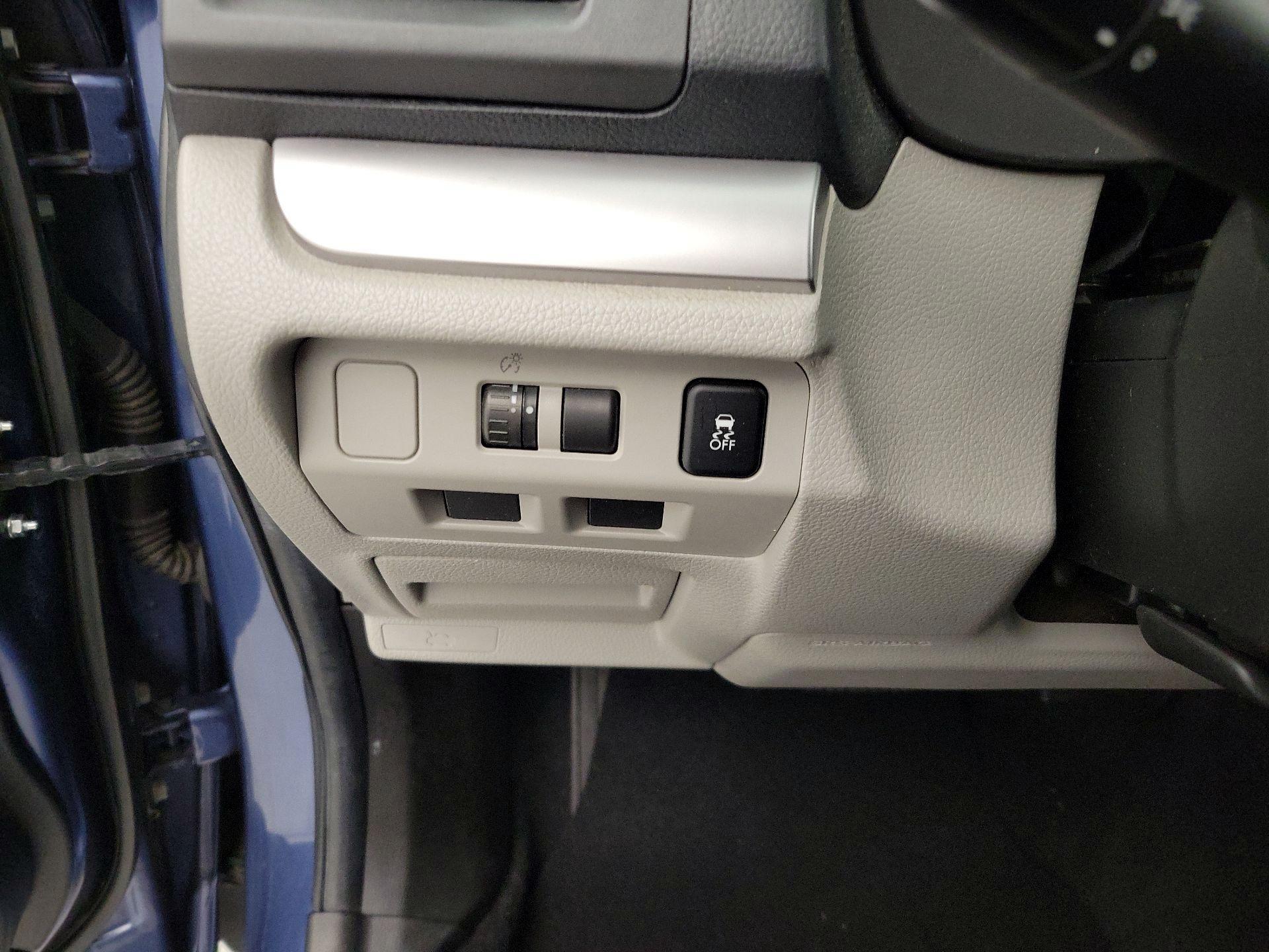 Thumbnail: 2014 Subaru Forester - 13