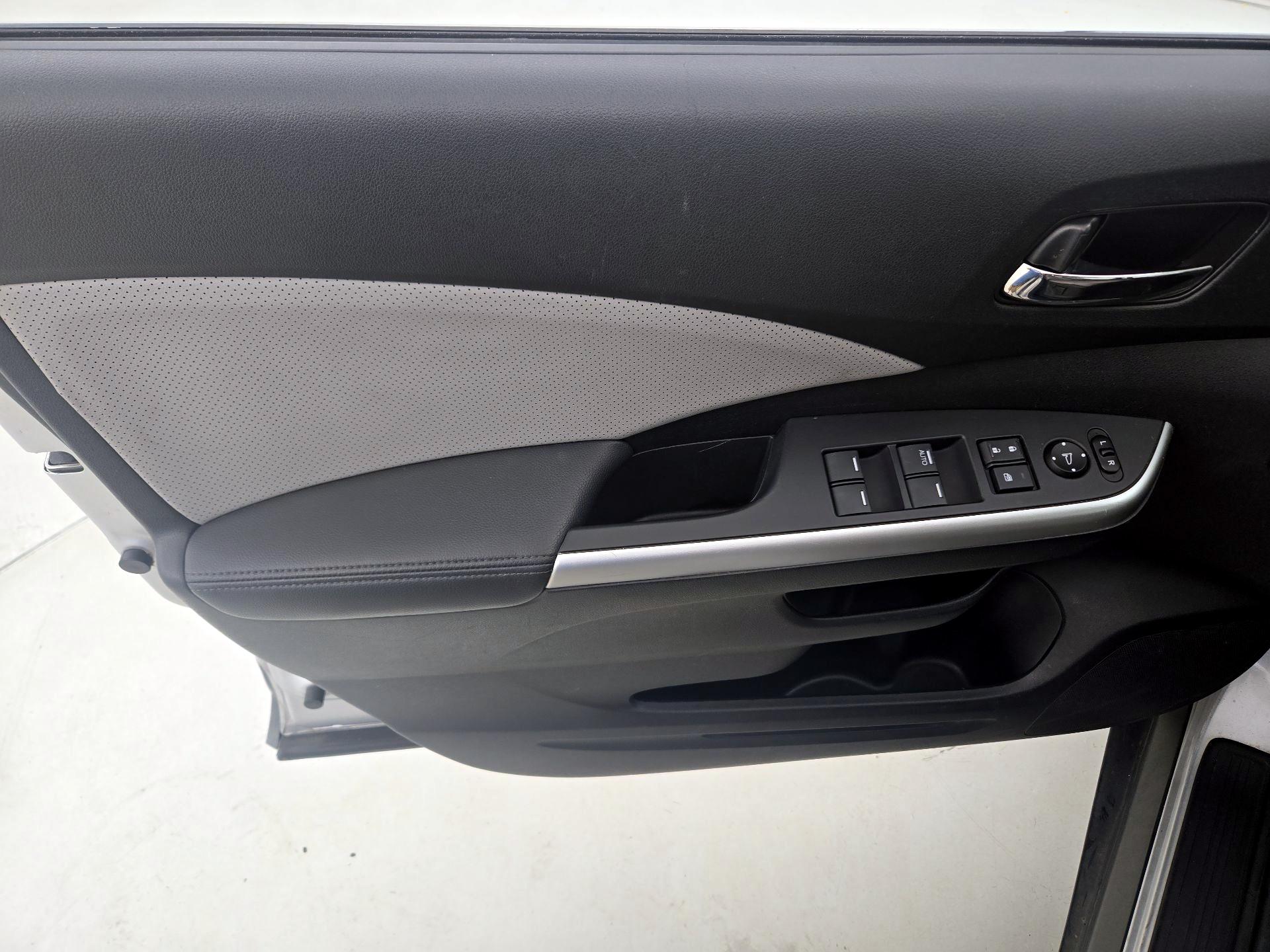 Thumbnail: 2016 Honda CR-V - 12