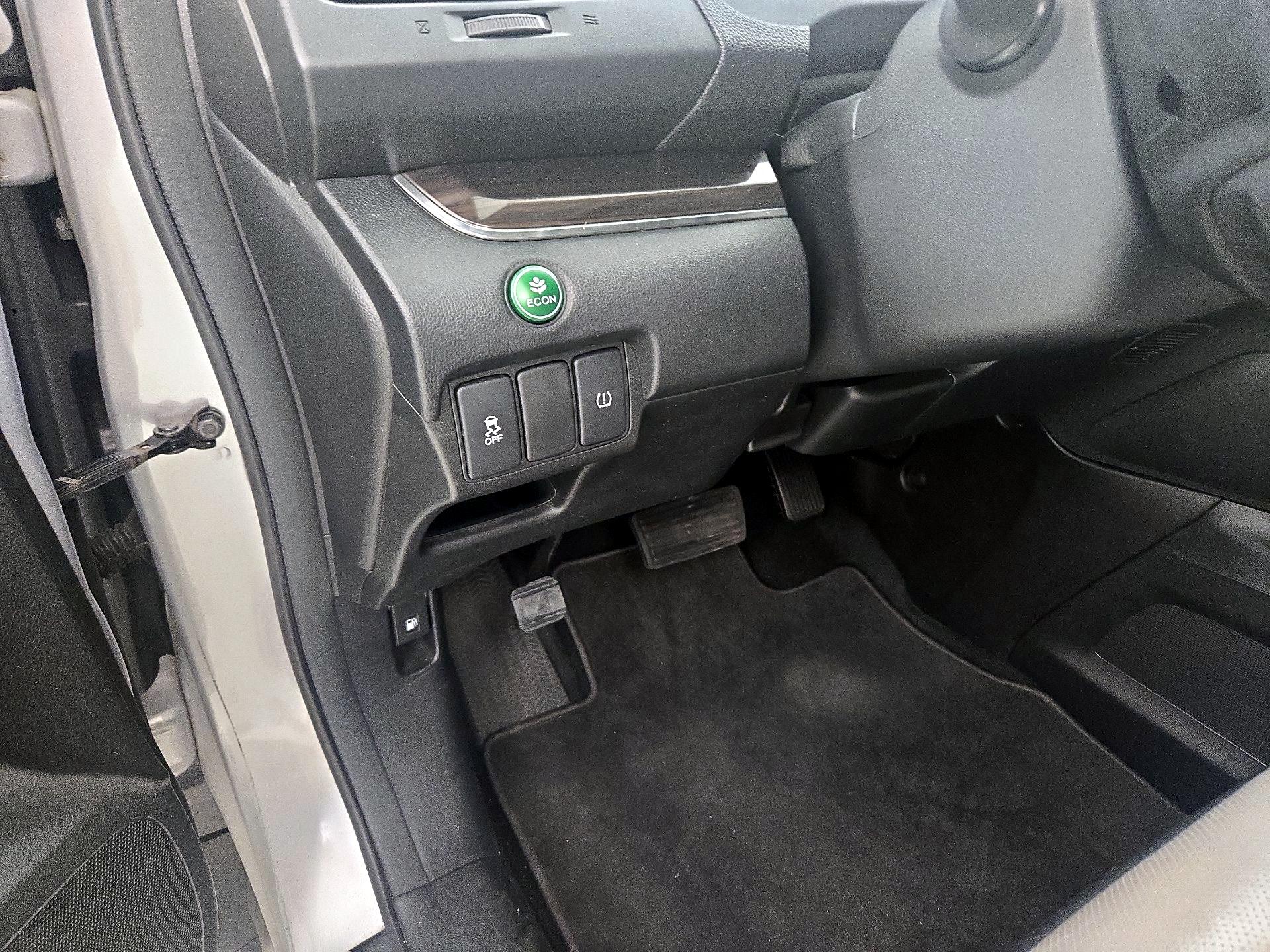 Thumbnail: 2016 Honda CR-V - 13