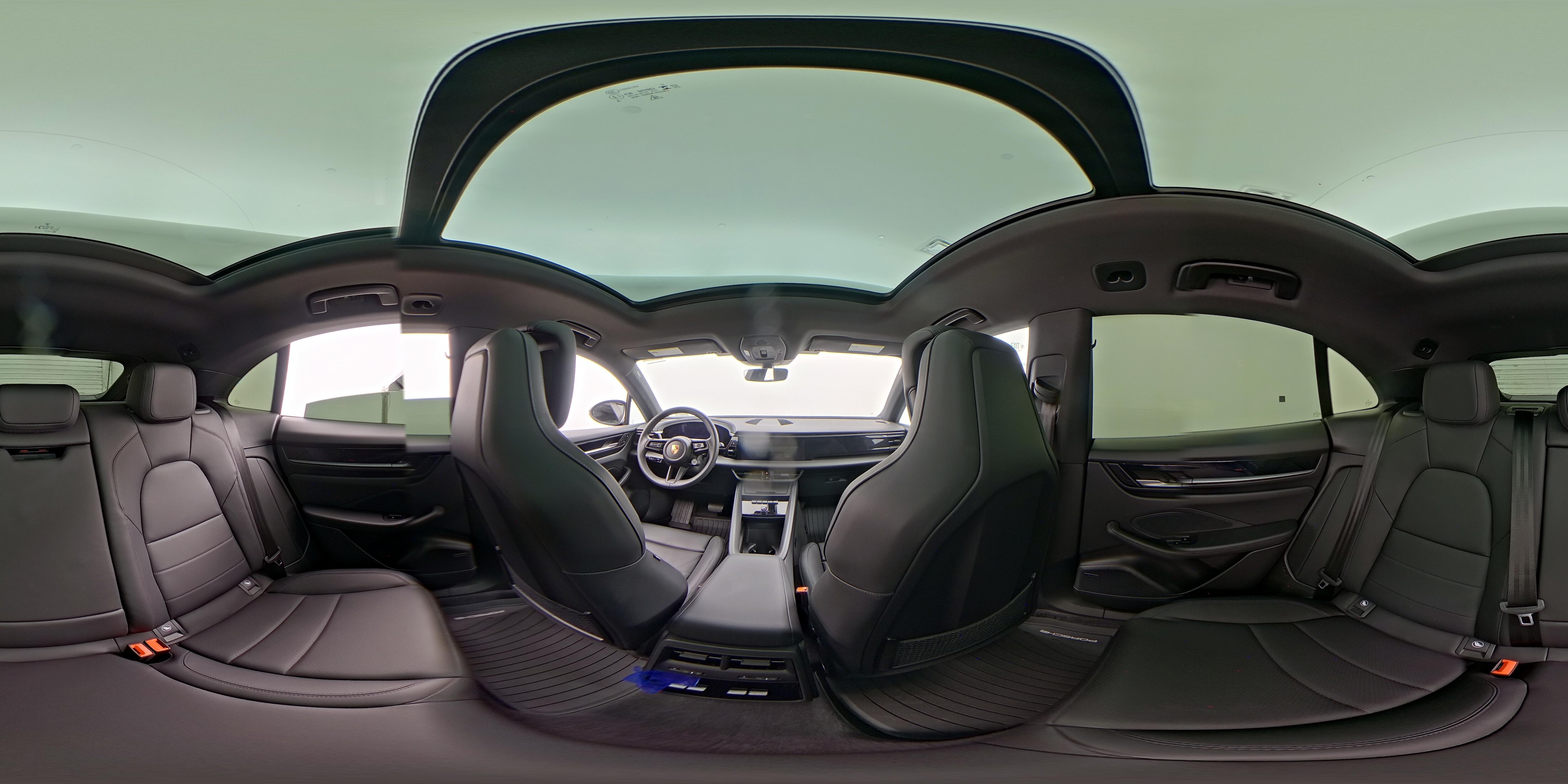 2025 Porsche Macan Base - Photo 28