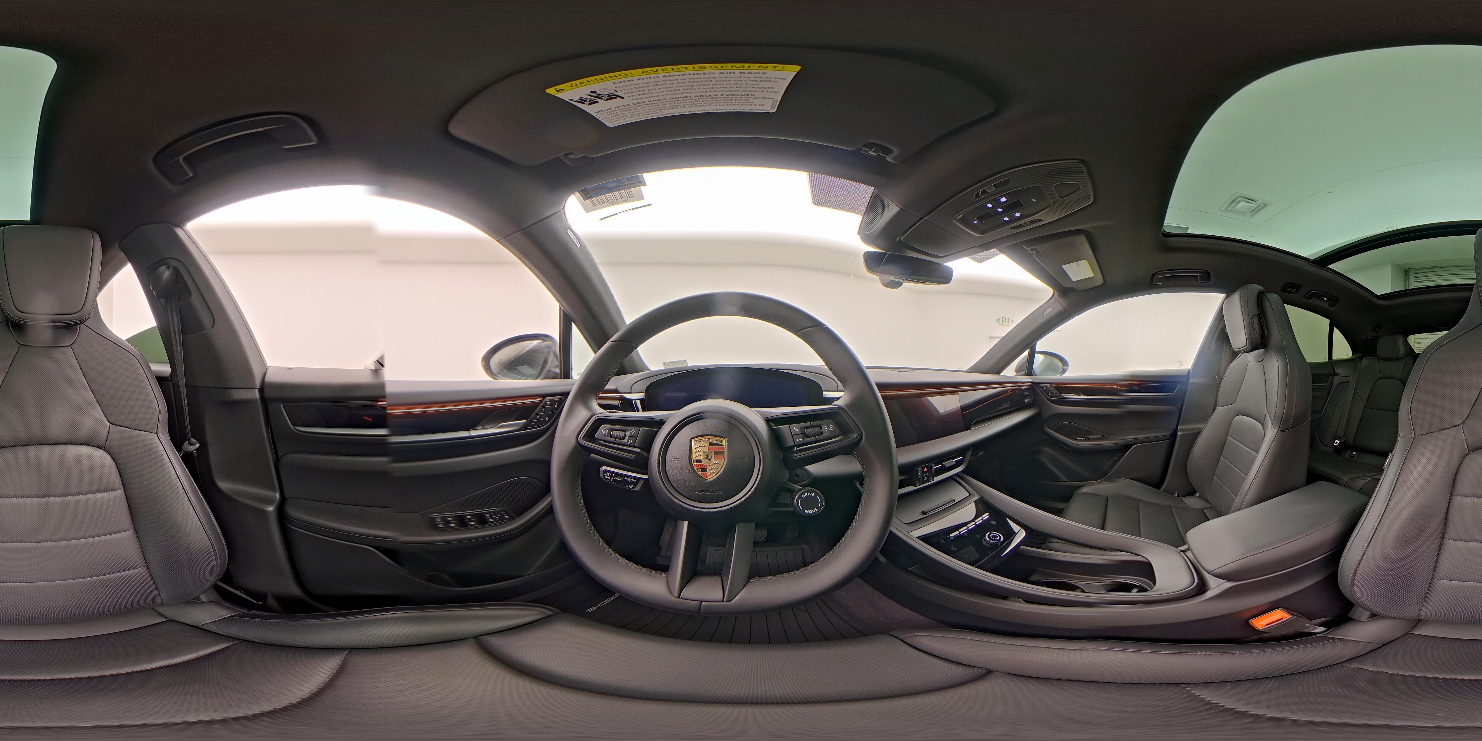 2025 Porsche Macan Base - Photo 29
