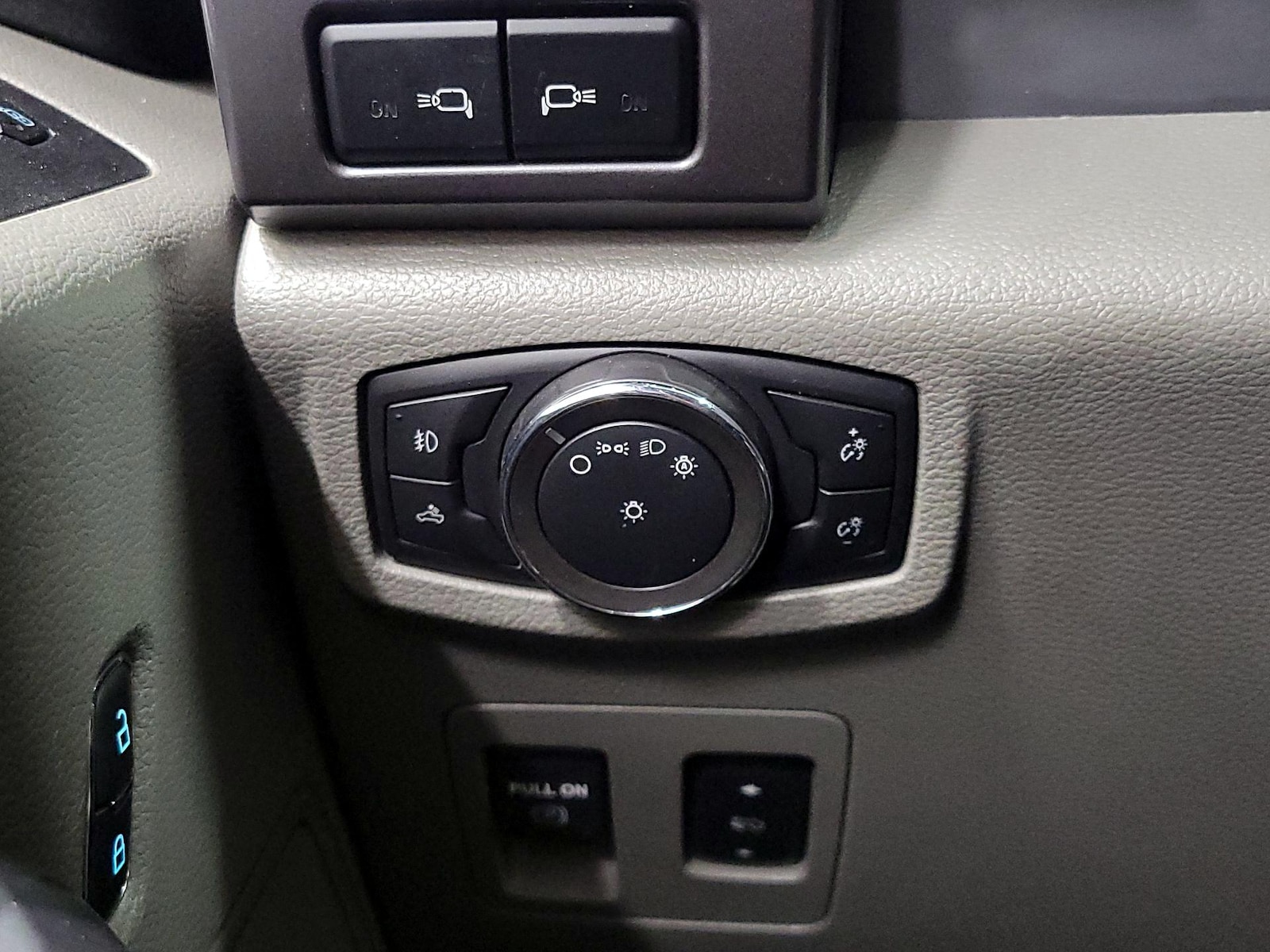 2019 Ford F-150 XLT - Photo 14