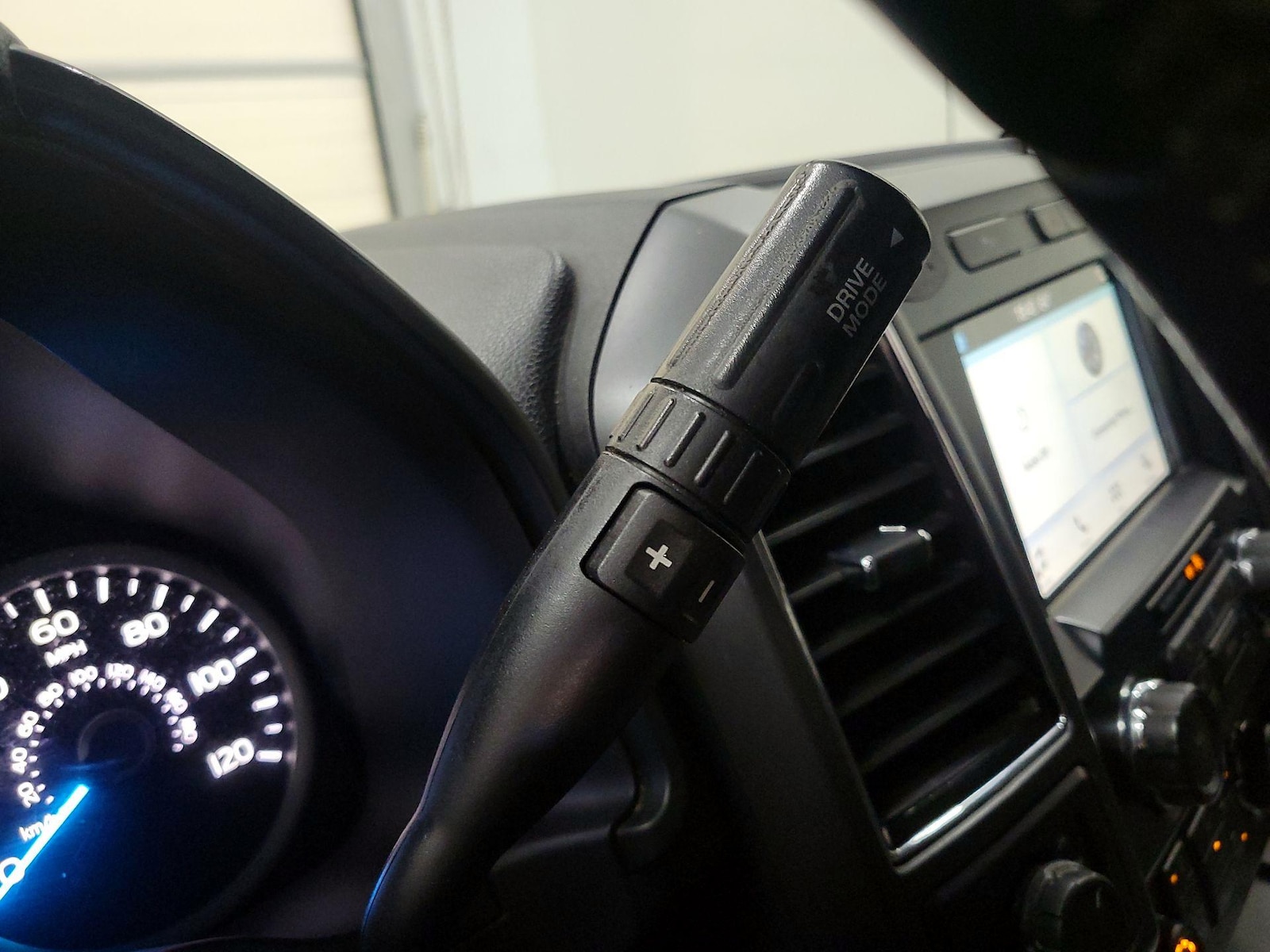 2019 Ford F-150 XLT - Photo 18