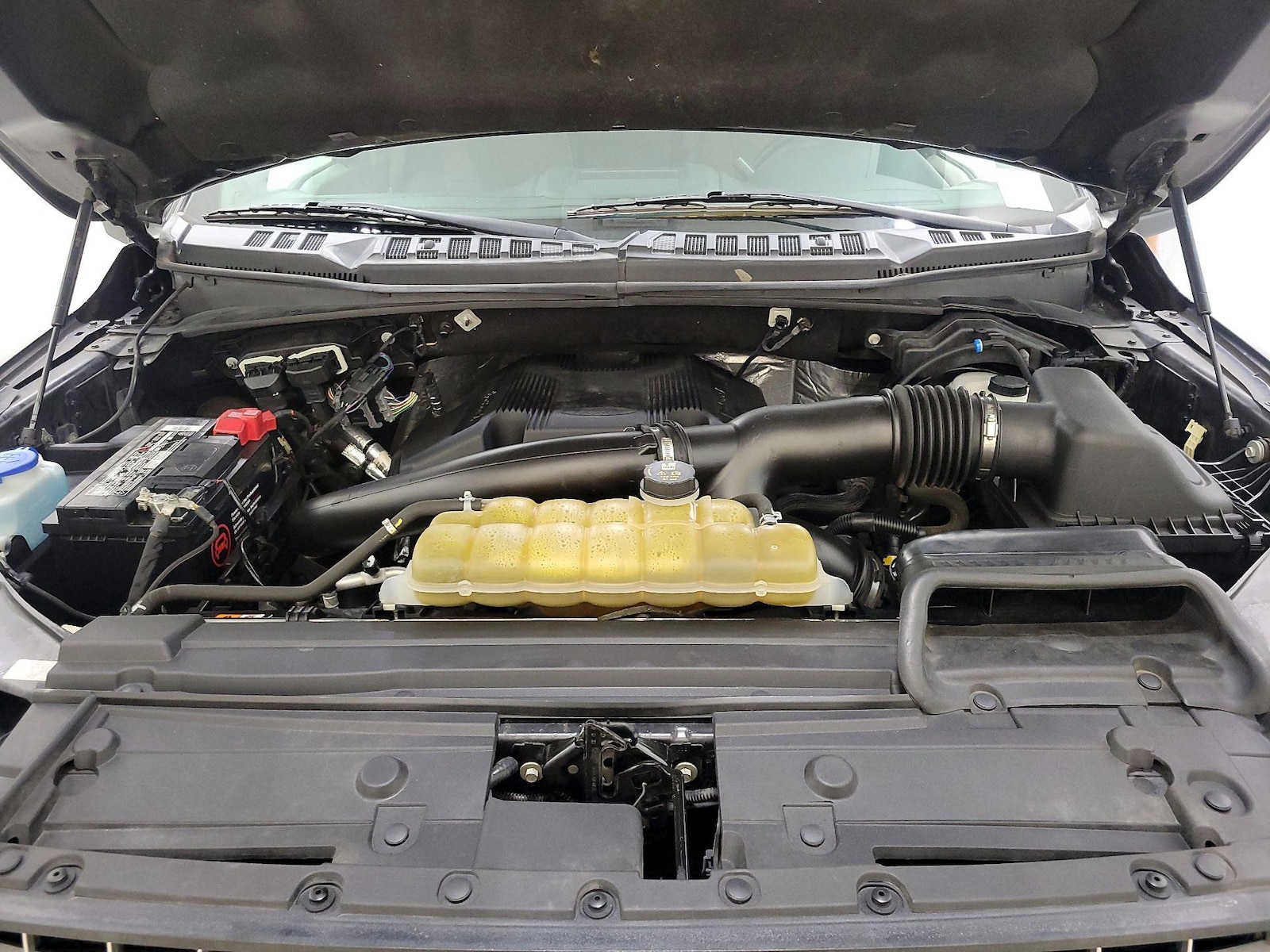 2019 Ford F-150 XLT - Photo 22