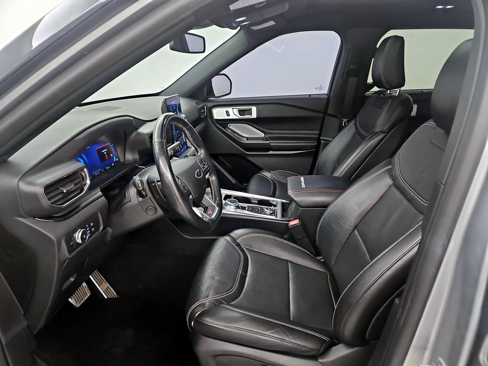 Thumbnail: 2020 Ford Explorer - 11