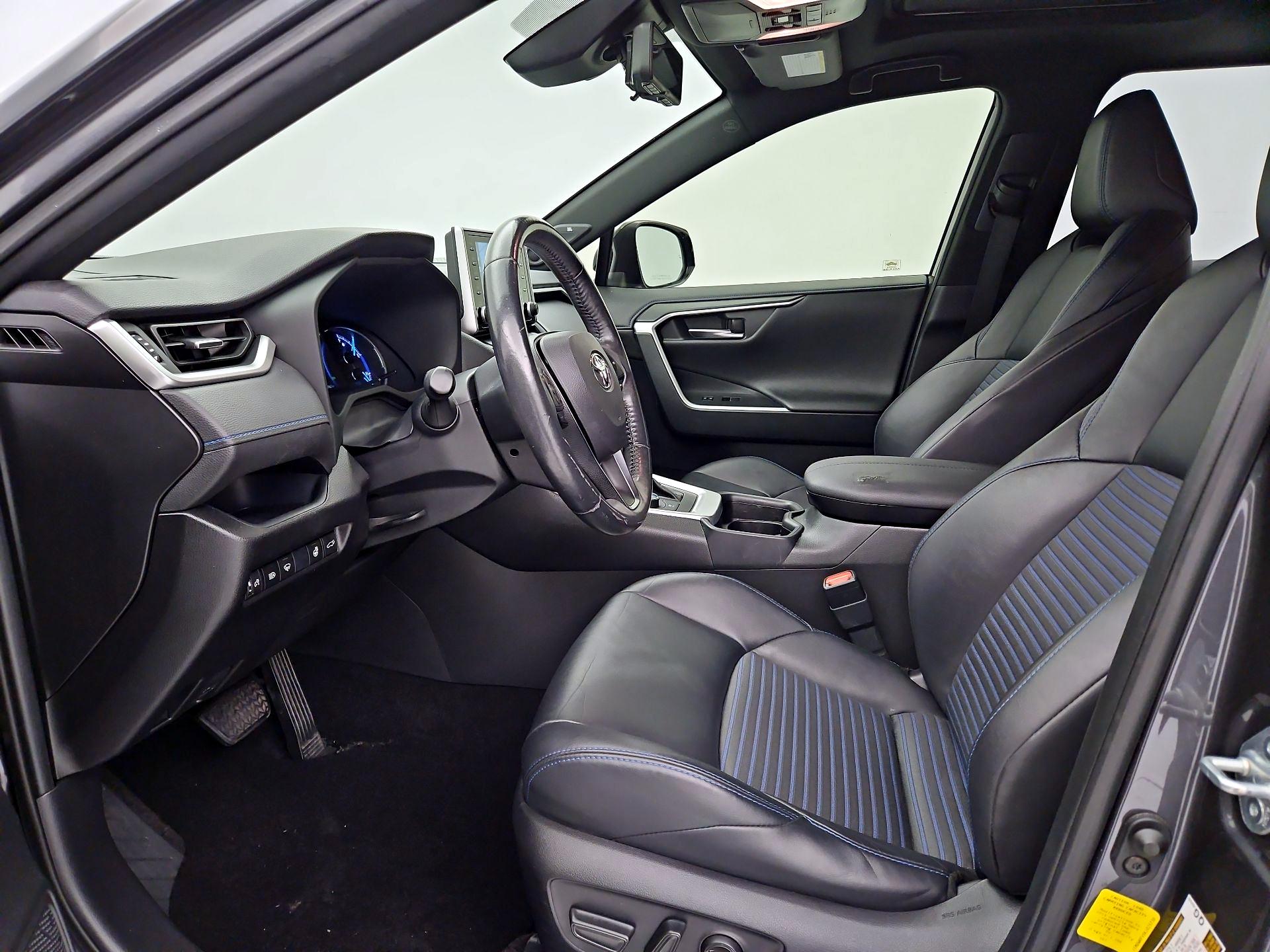 Thumbnail: 2019 Toyota RAV4 - 11