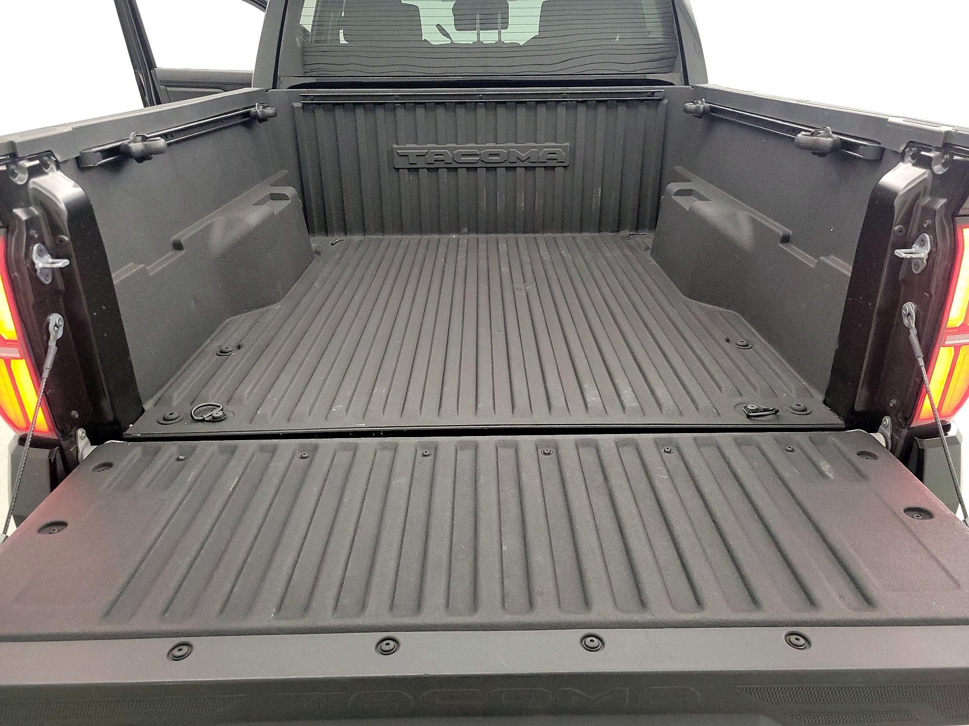 Thumbnail: 2024 Toyota Tacoma - 20