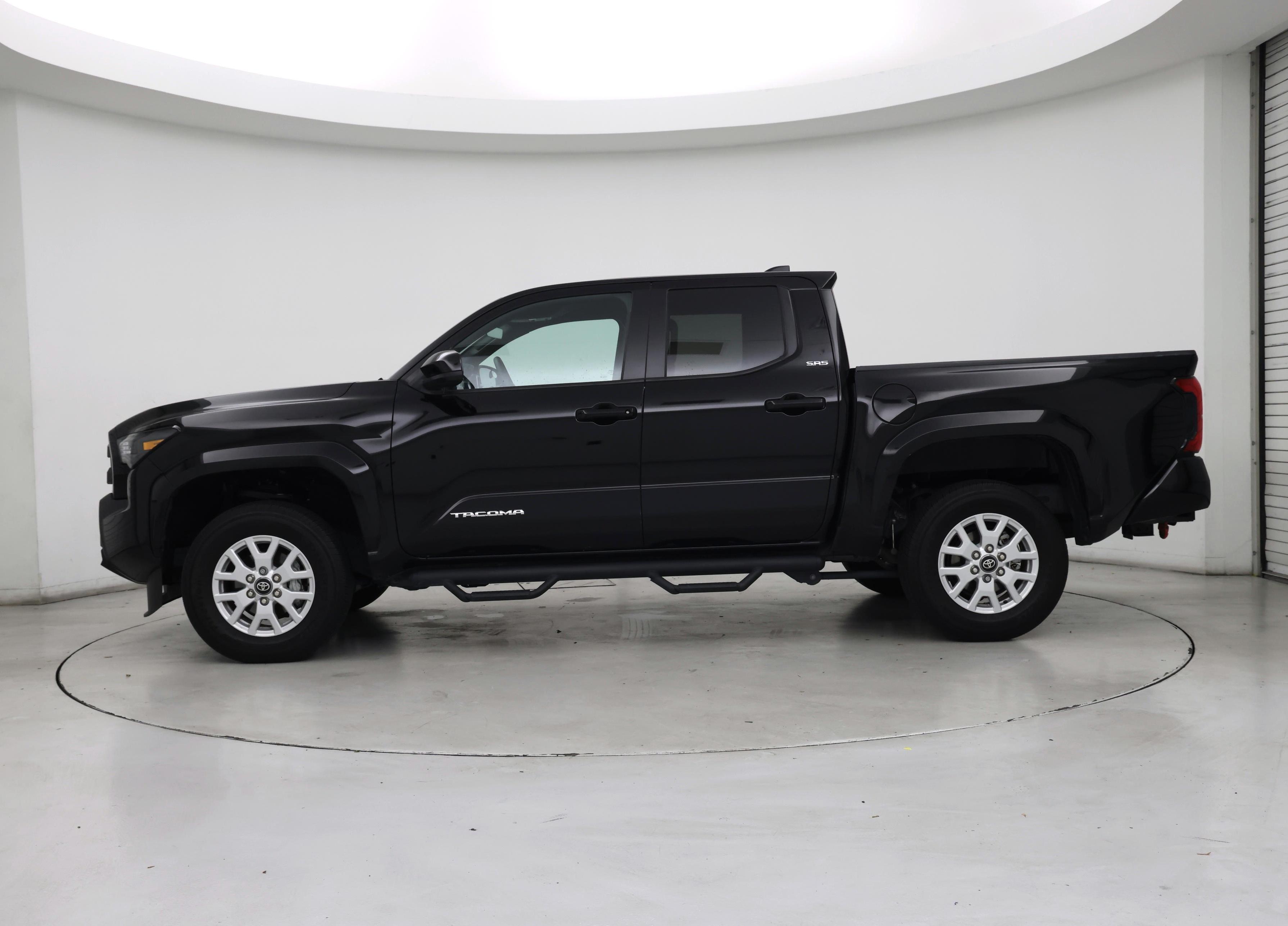 Thumbnail: 2024 Toyota Tacoma - 3