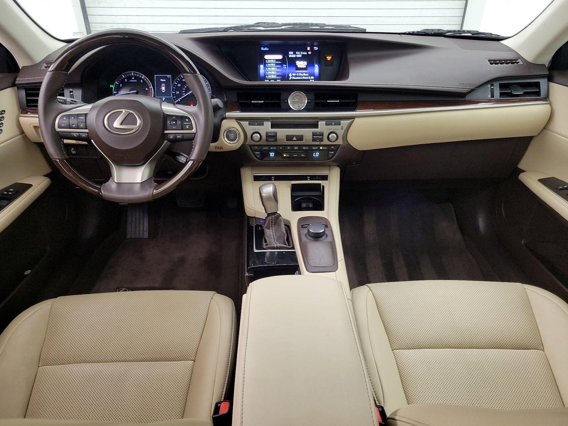 Thumbnail: 2017 Lexus ES - 9