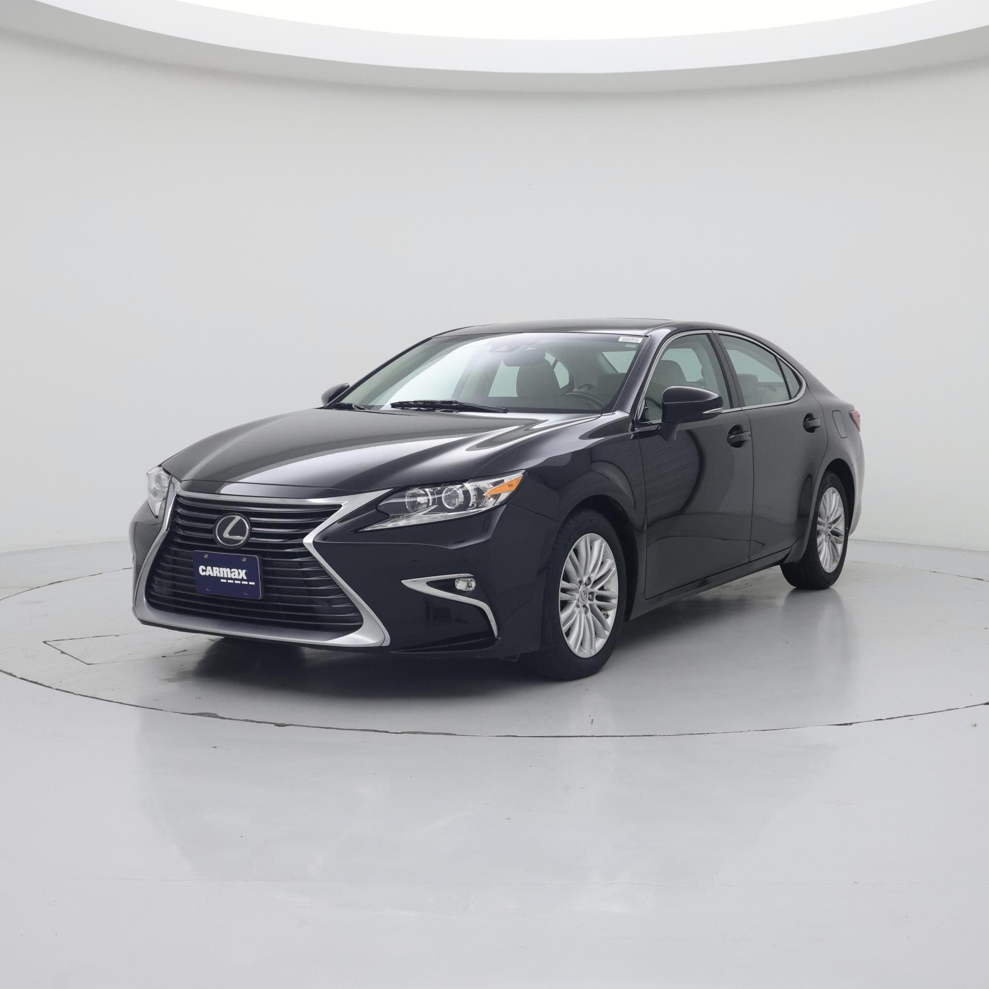 Thumbnail: 2017 Lexus ES - 4