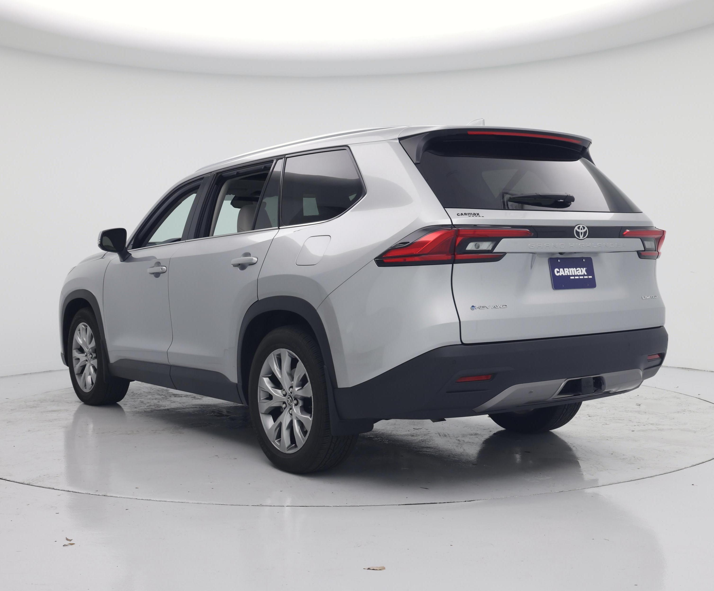 Thumbnail: 2024 Toyota Highlander - 2