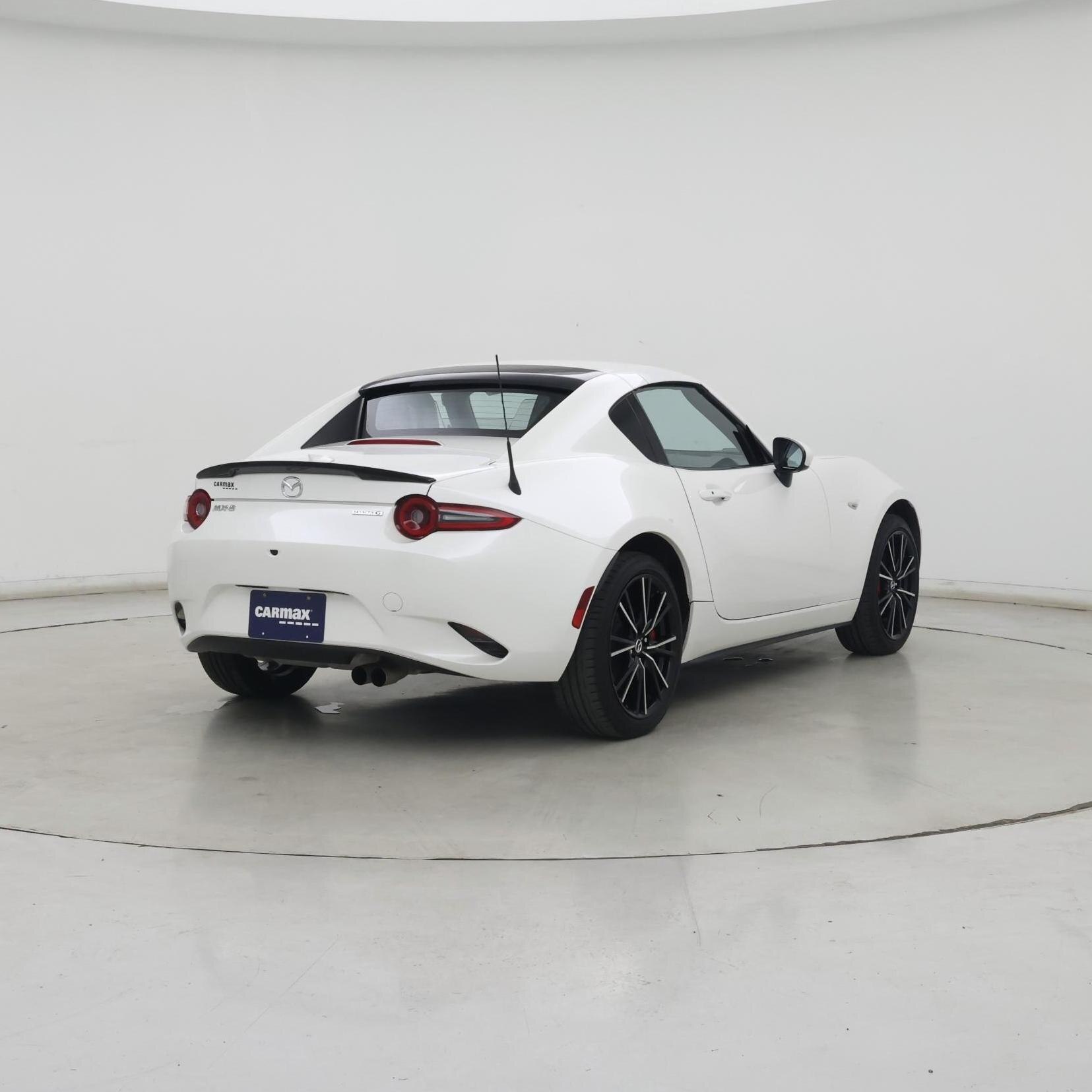 Thumbnail: 2024 Mazda MX-5 Miata - 8