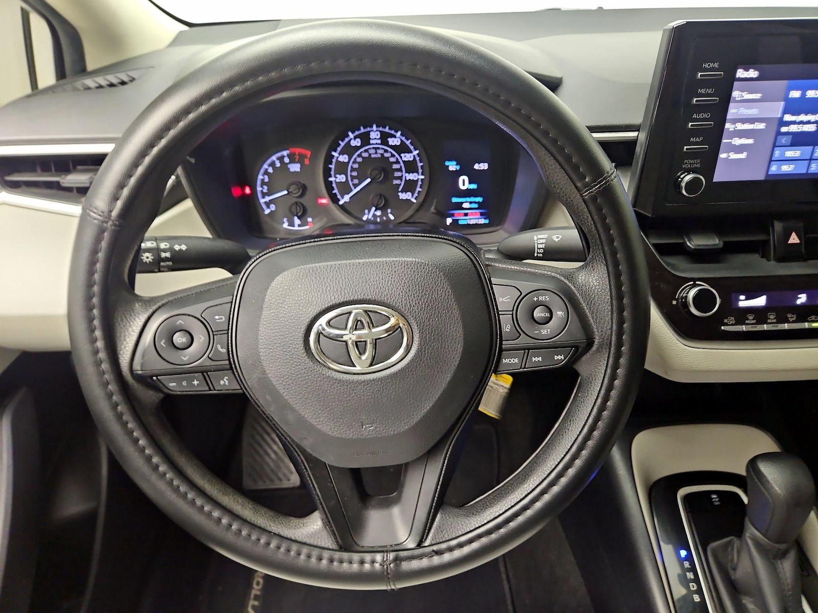 2020 Toyota Corolla L - Photo 11