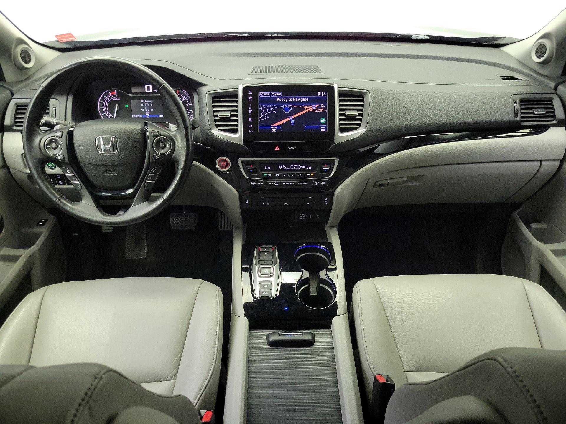 Thumbnail: 2017 Honda Pilot - 9