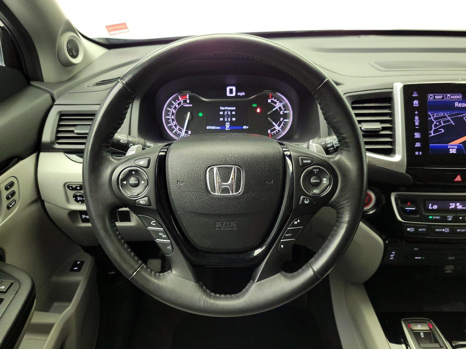 2017 Honda Pilot Touring - Photo 11