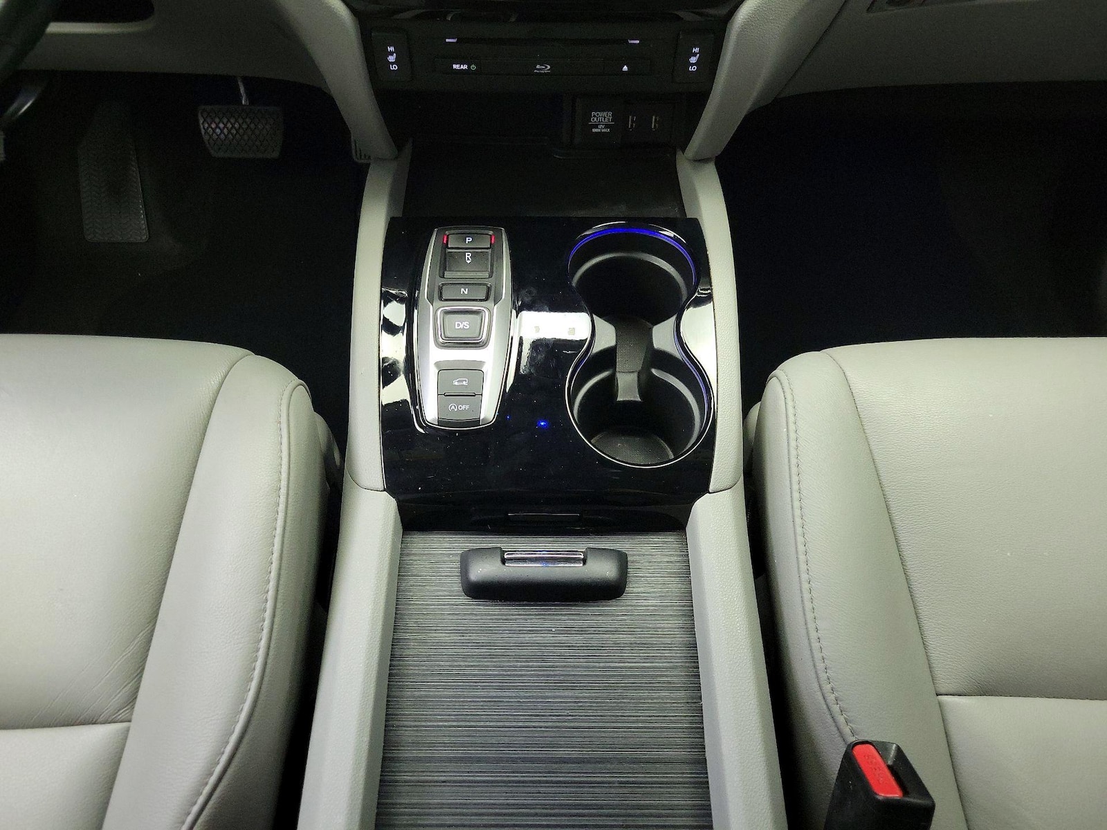2017 Honda Pilot Touring - Photo 19
