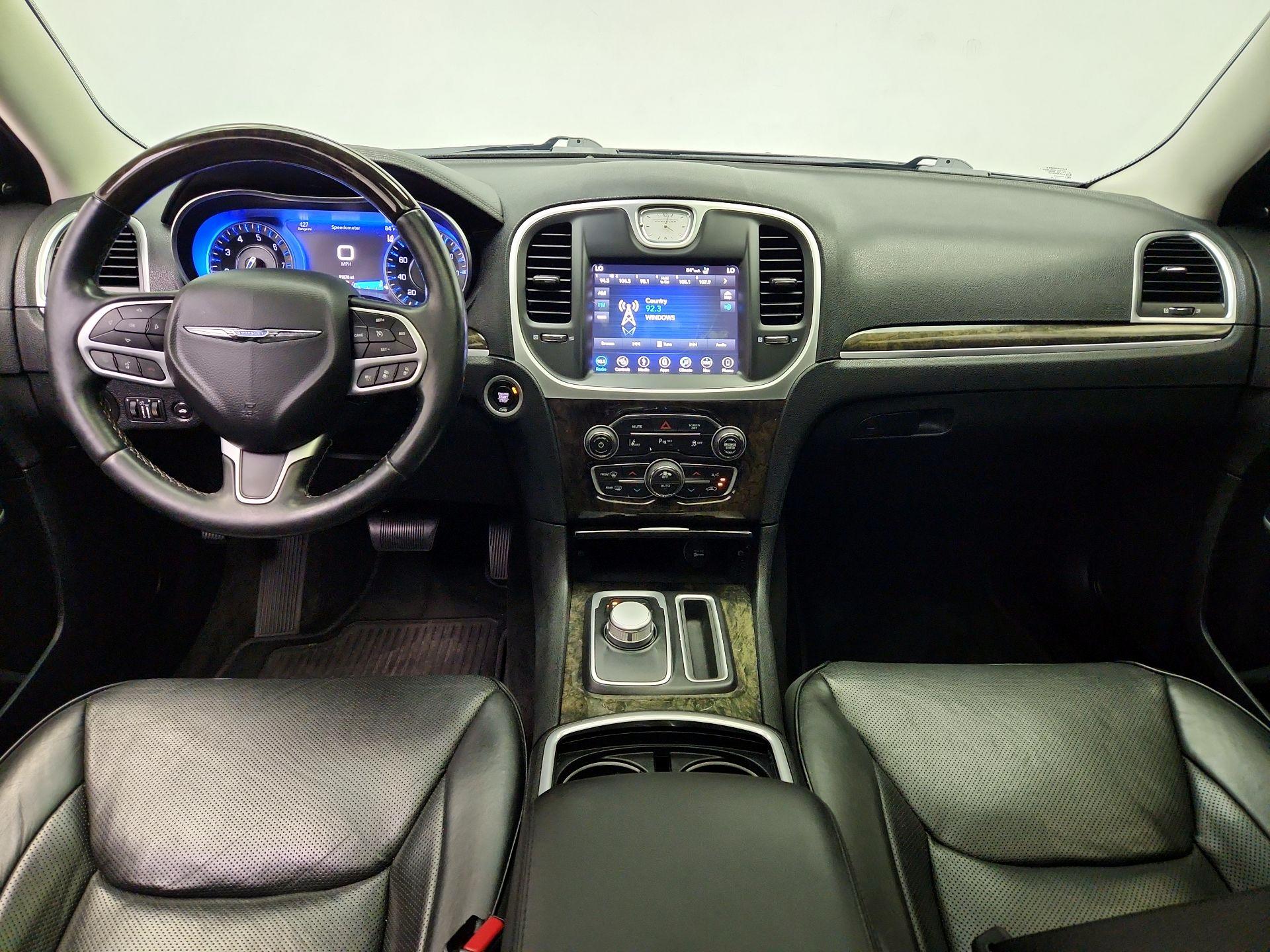 Thumbnail: 2018 Chrysler 300 - 9