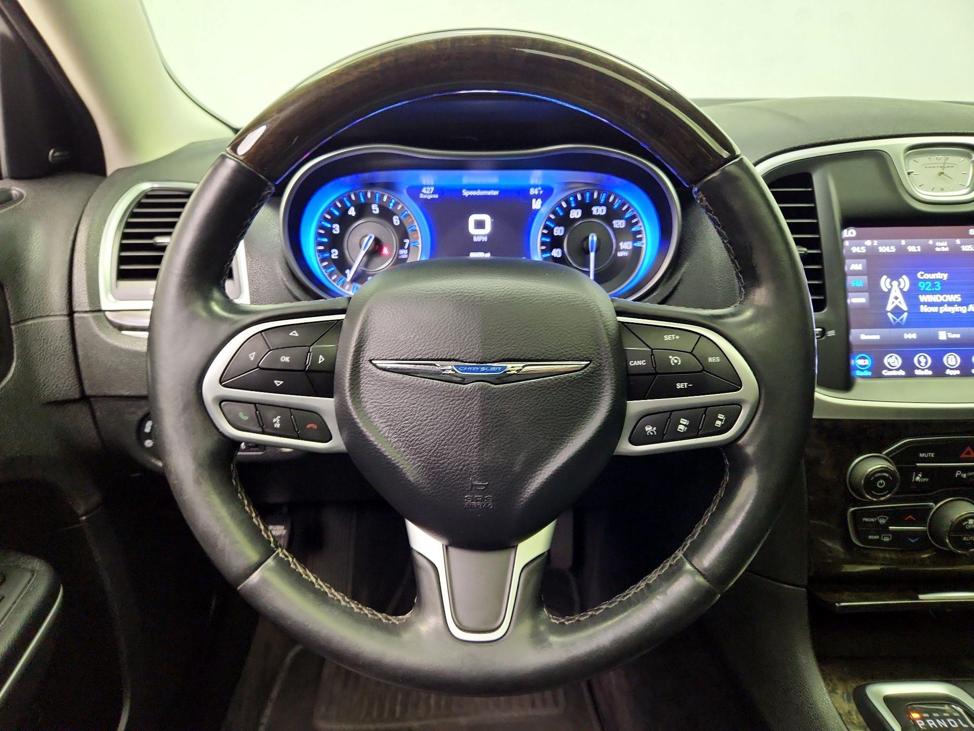 Thumbnail: 2018 Chrysler 300 - 10