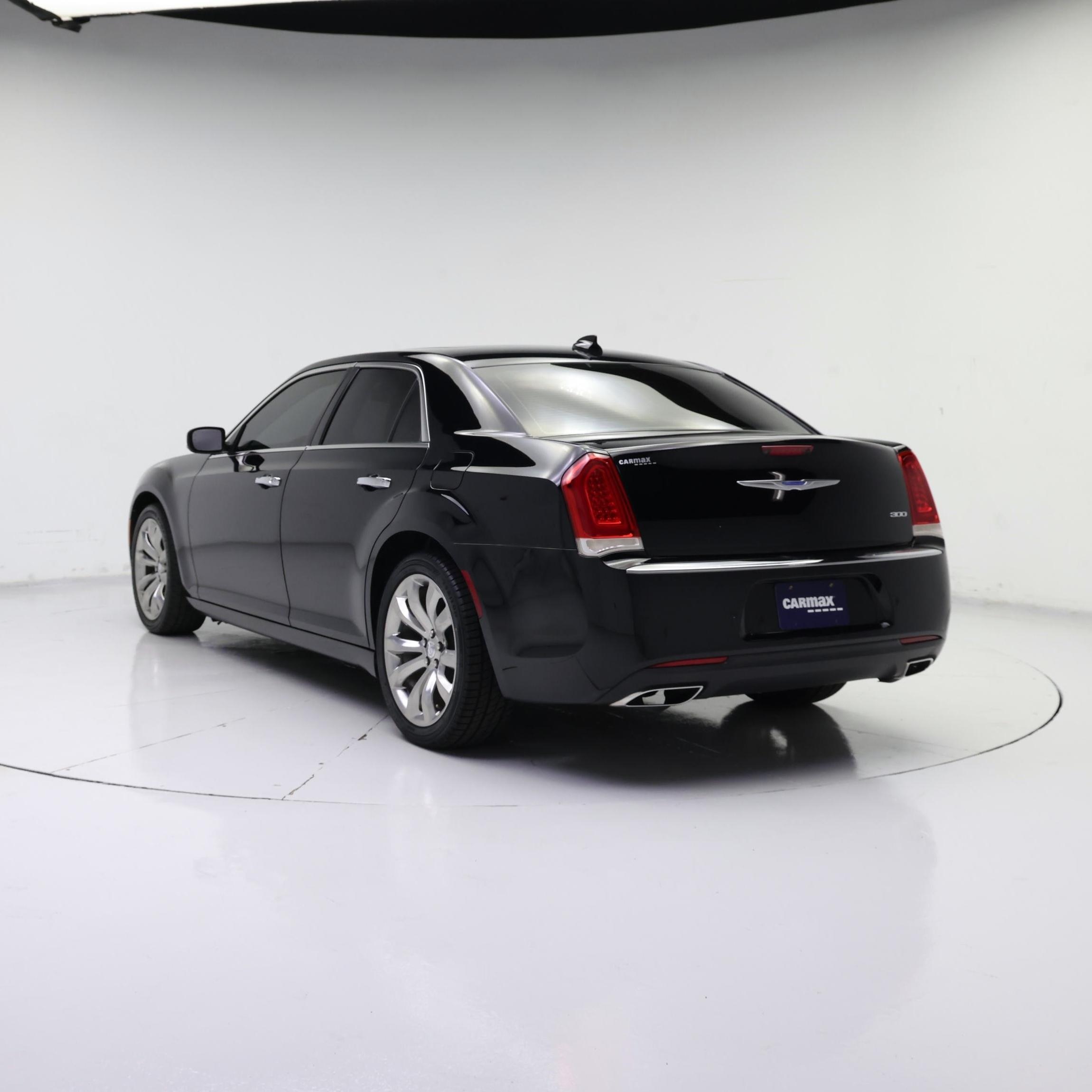 Thumbnail: 2018 Chrysler 300 - 2