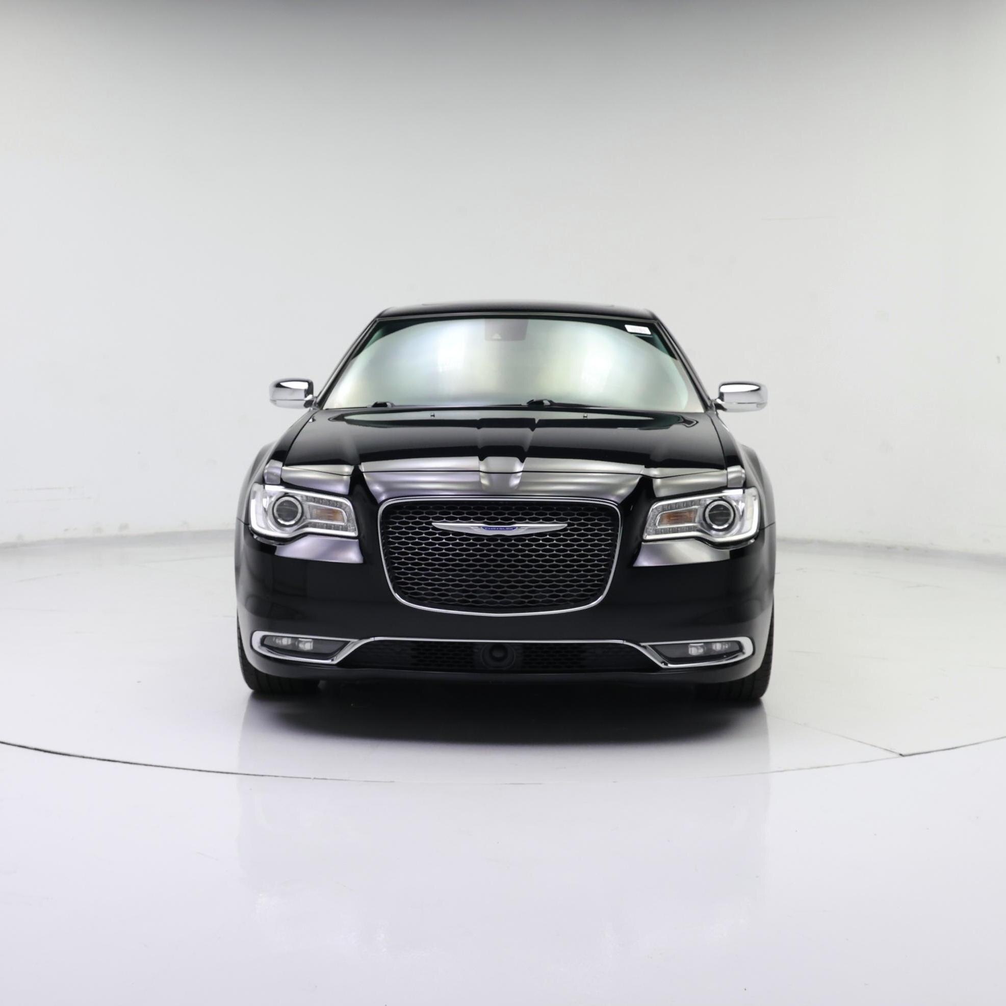 Thumbnail: 2018 Chrysler 300 - 5