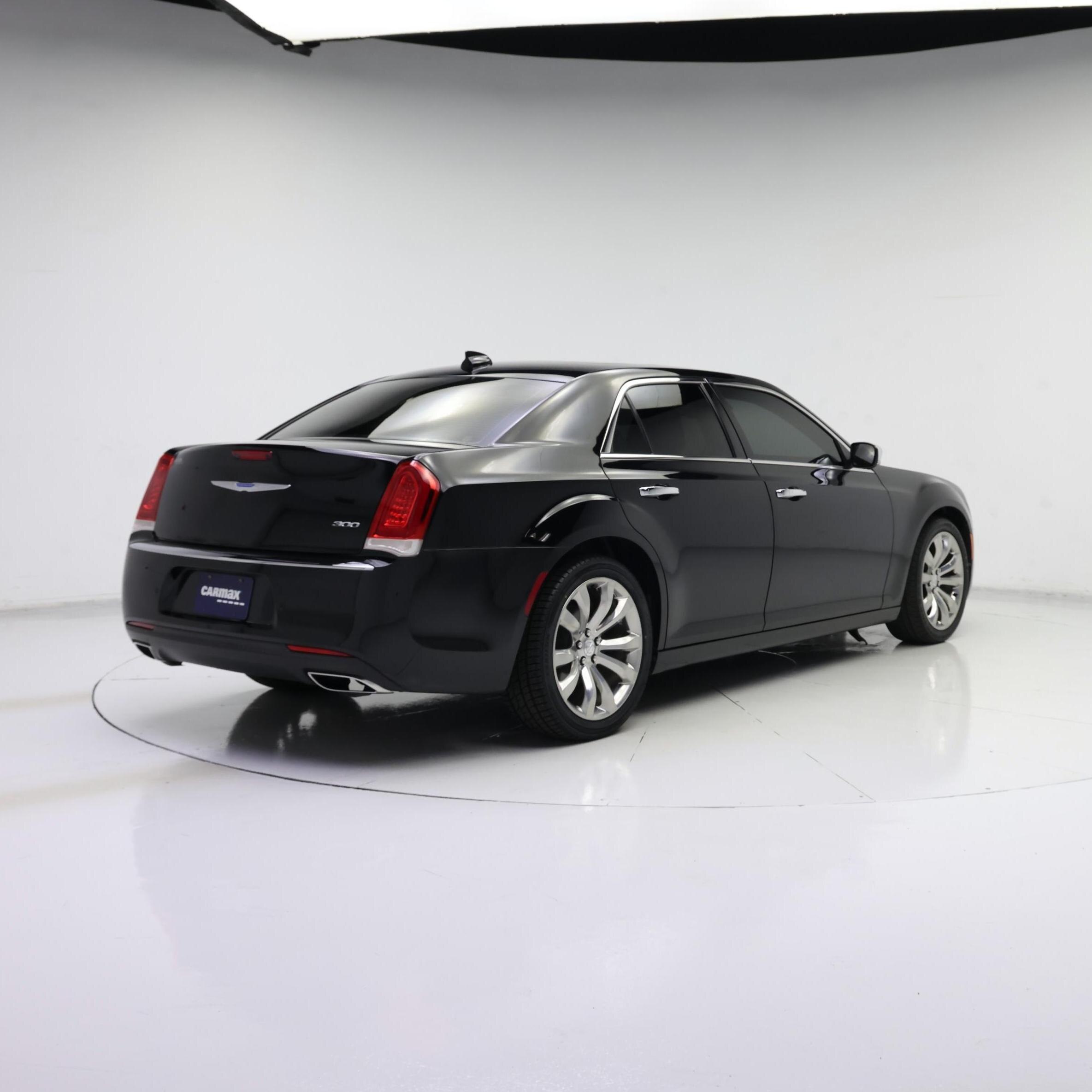Thumbnail: 2018 Chrysler 300 - 8