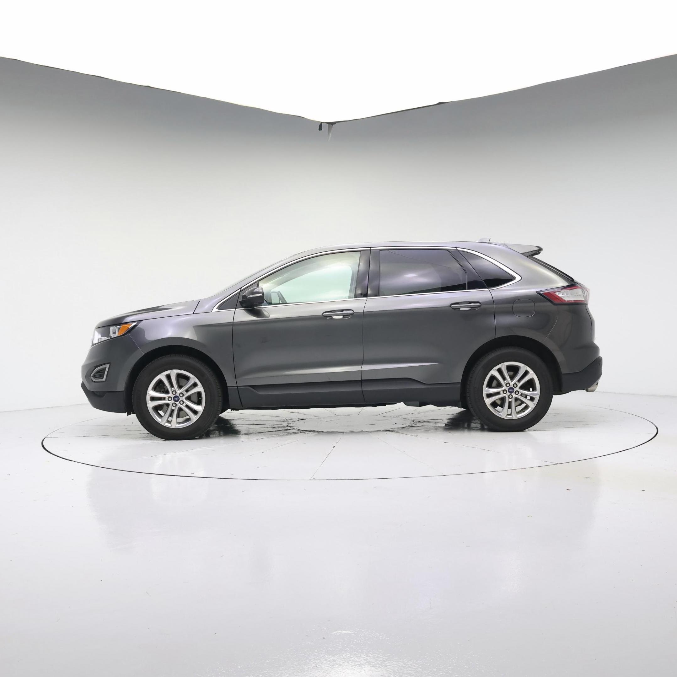 Thumbnail: 2016 Ford Edge - 3