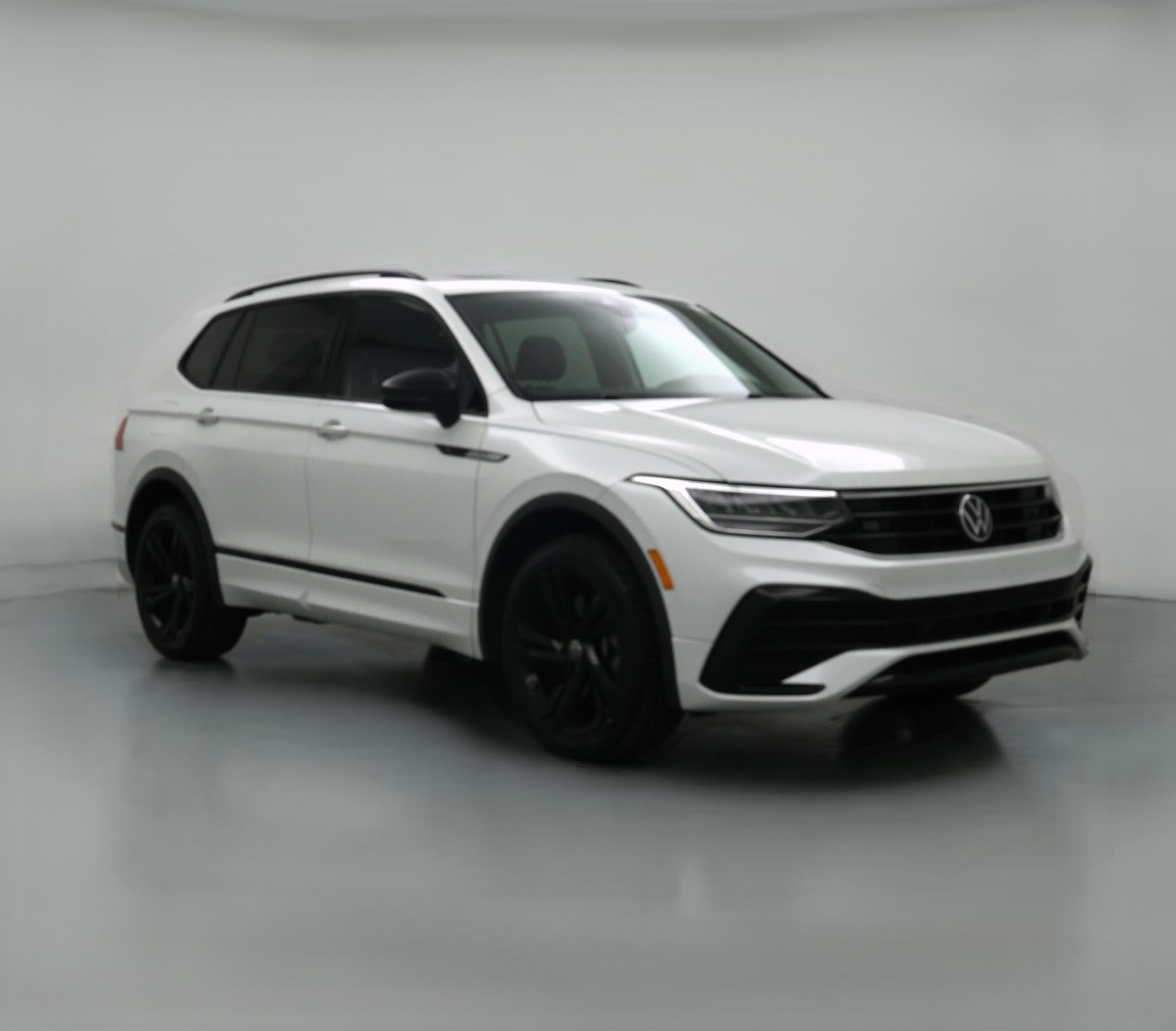 Thumbnail: 2023 Volkswagen Tiguan - 1