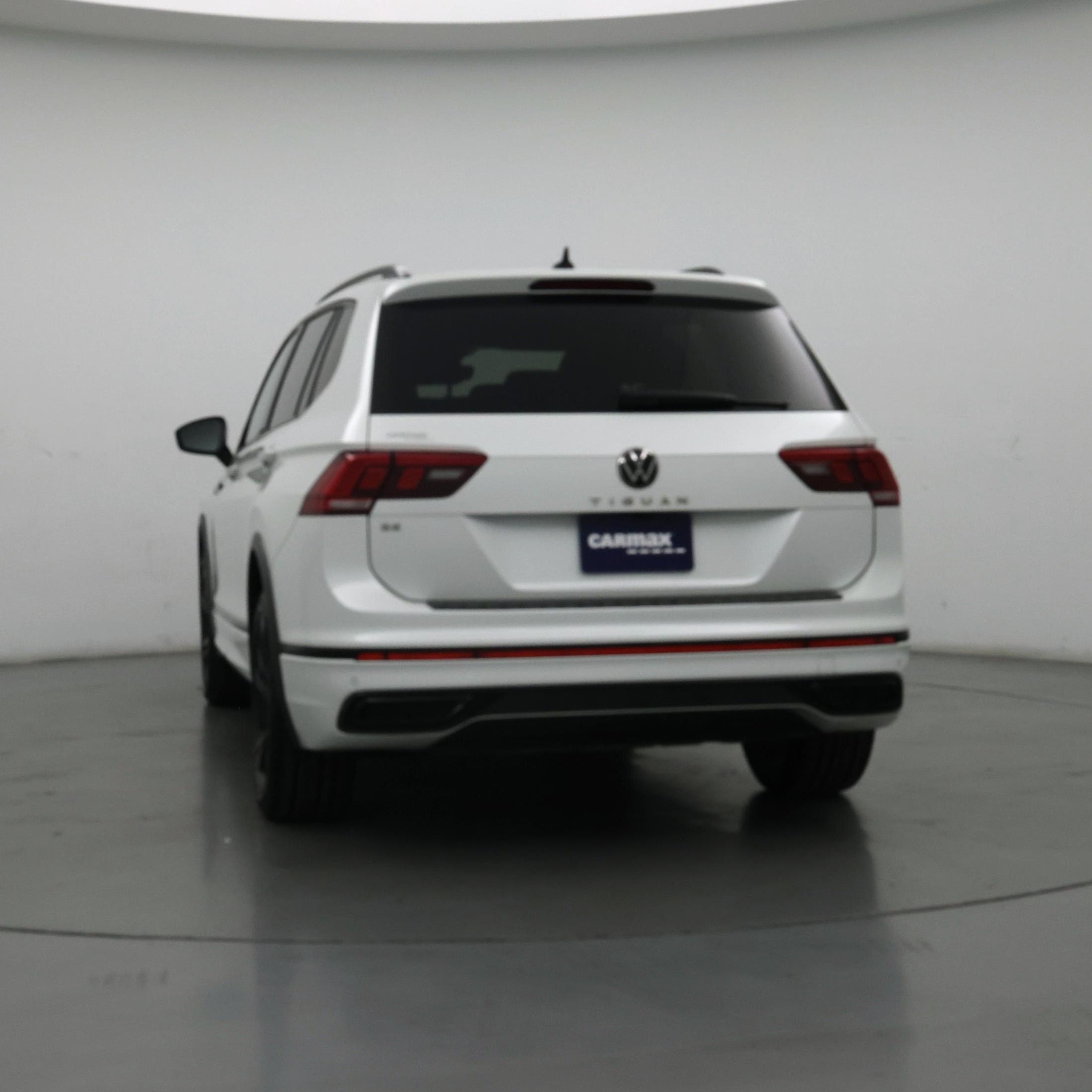 Thumbnail: 2023 Volkswagen Tiguan - 6