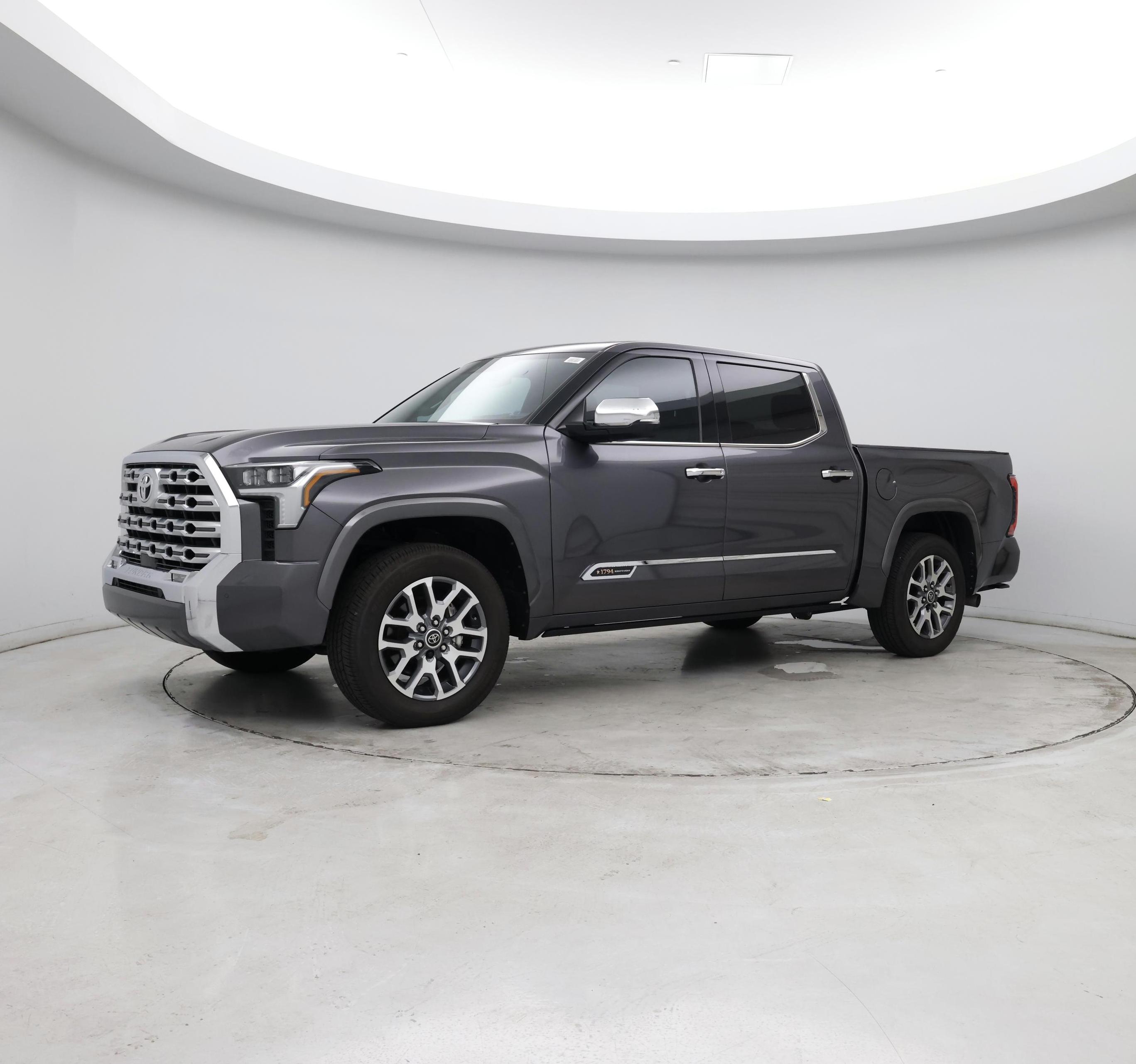 Thumbnail: 2022 Toyota Tundra - 3