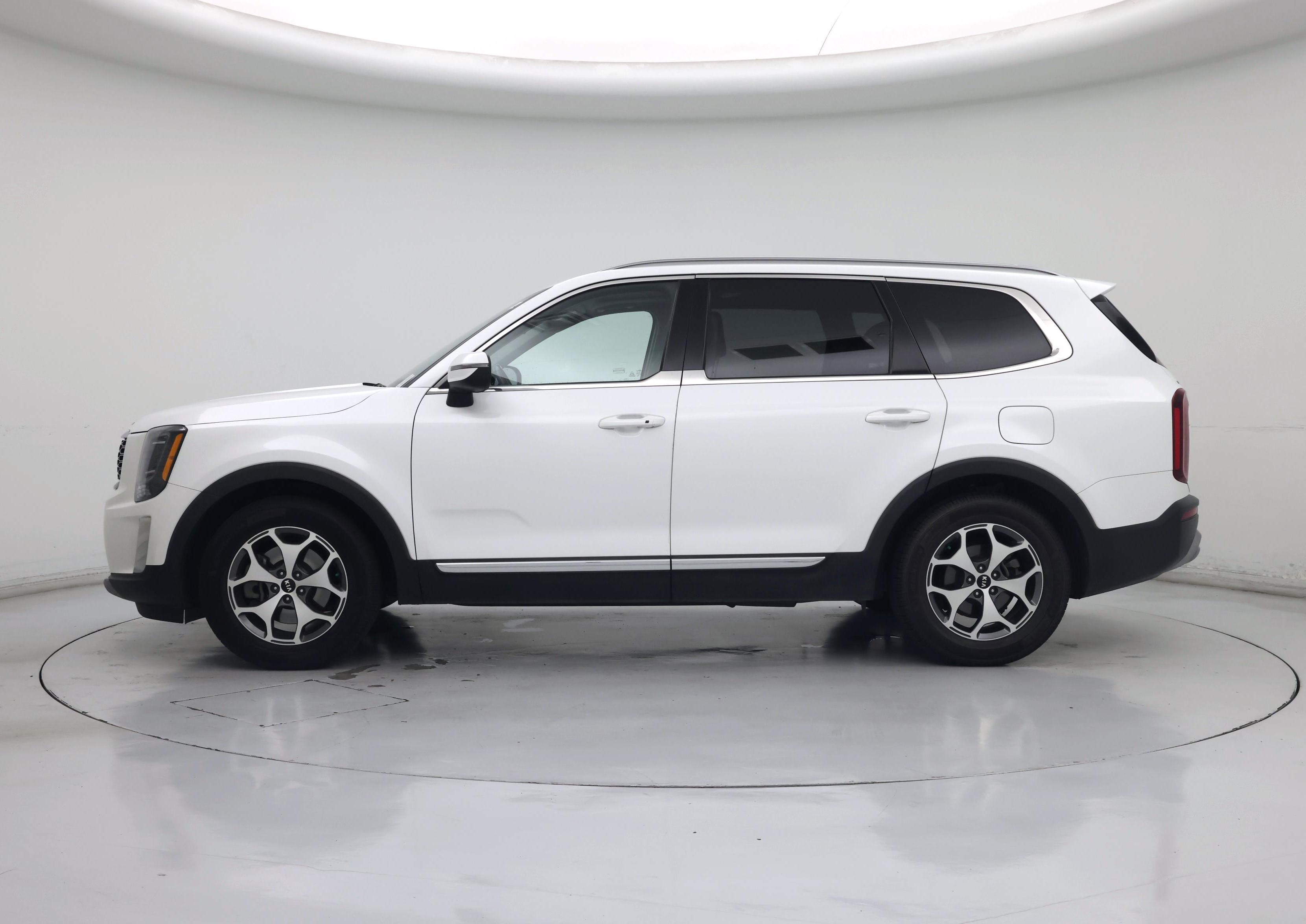 Thumbnail: 2020 Kia Telluride - 3