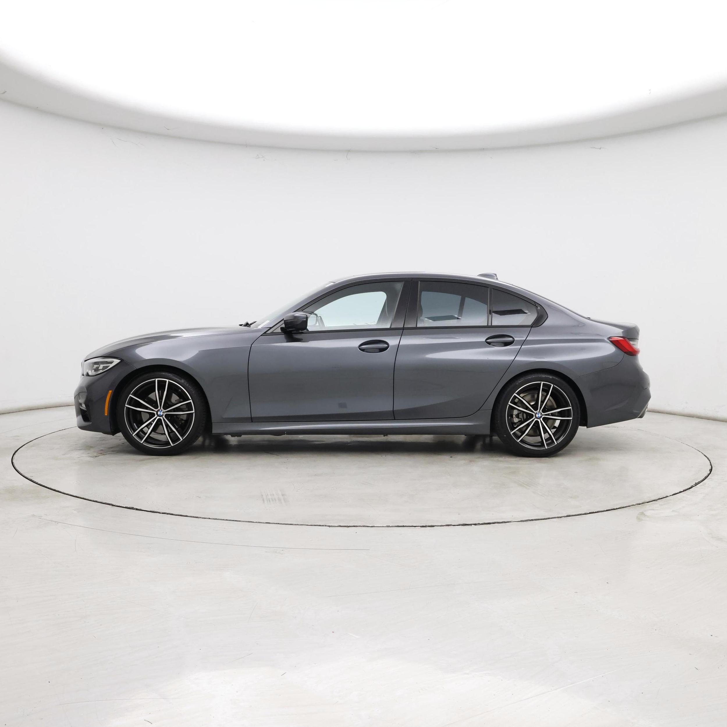 Thumbnail: 2019 BMW 3 Series - 3