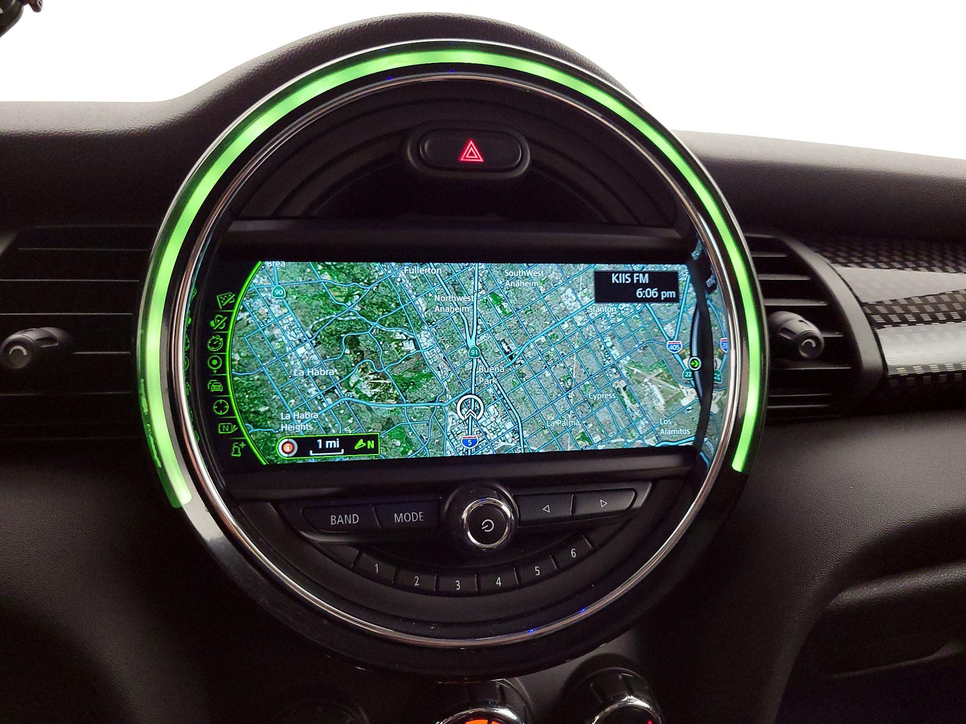 Thumbnail: 2018 MINI Cooper Hardtop - 14