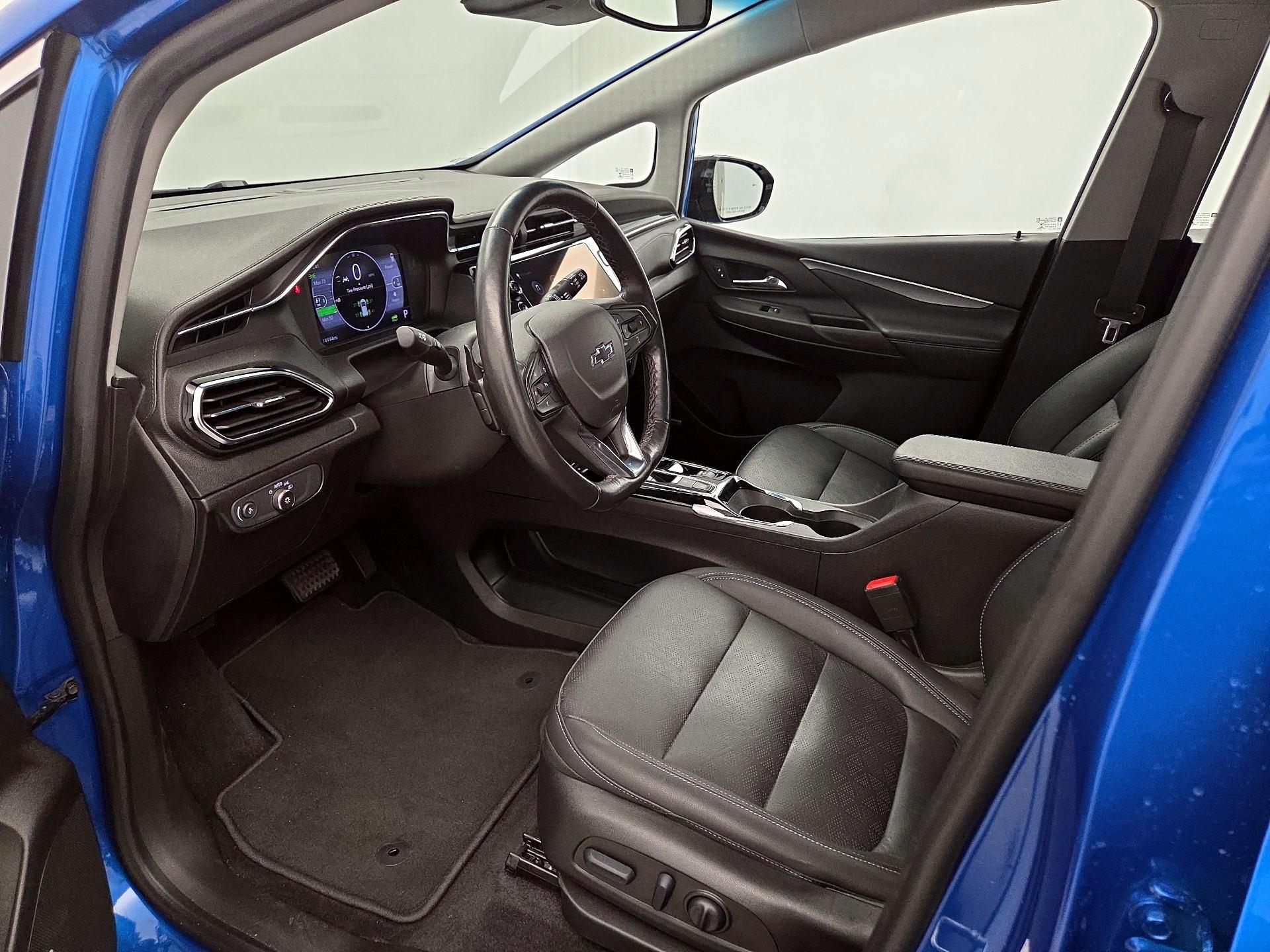 Thumbnail: 2023 Chevrolet Bolt EV - 11