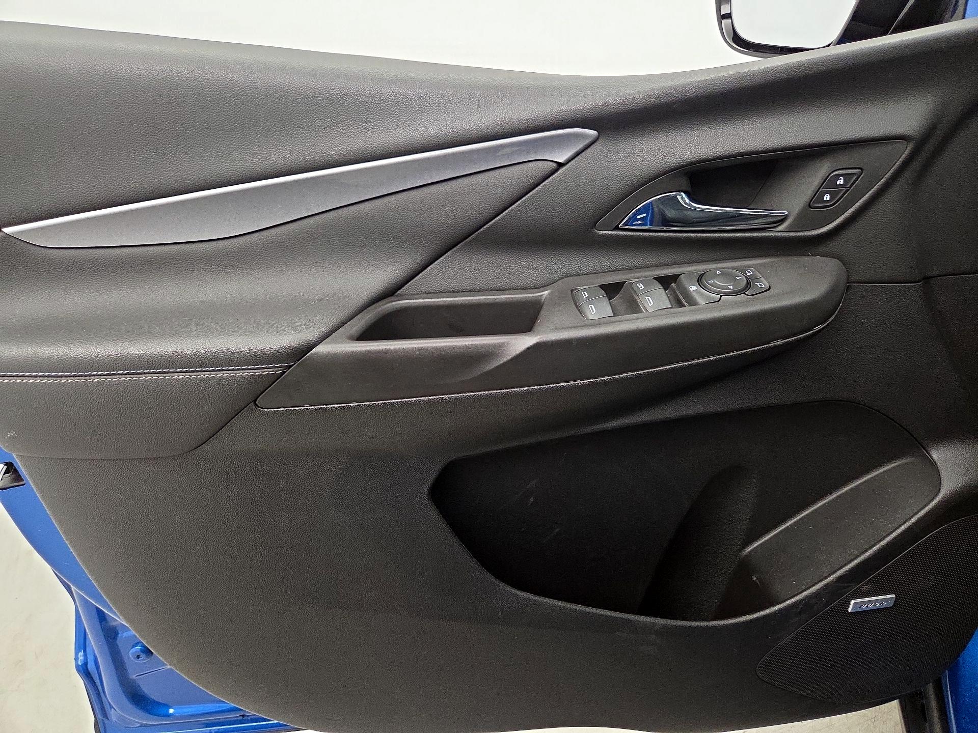 Thumbnail: 2023 Chevrolet Bolt EV - 12