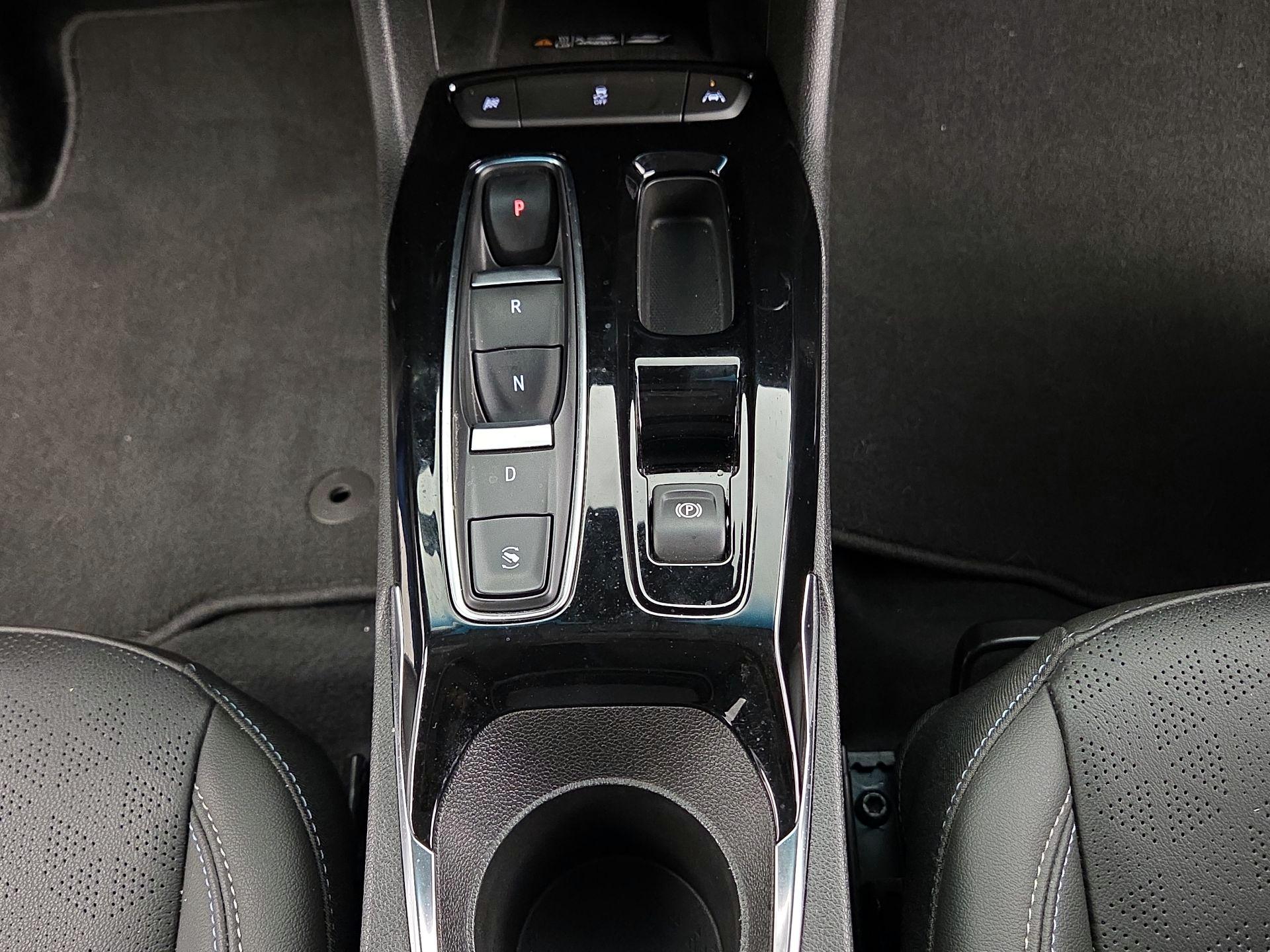 Thumbnail: 2023 Chevrolet Bolt EV - 17