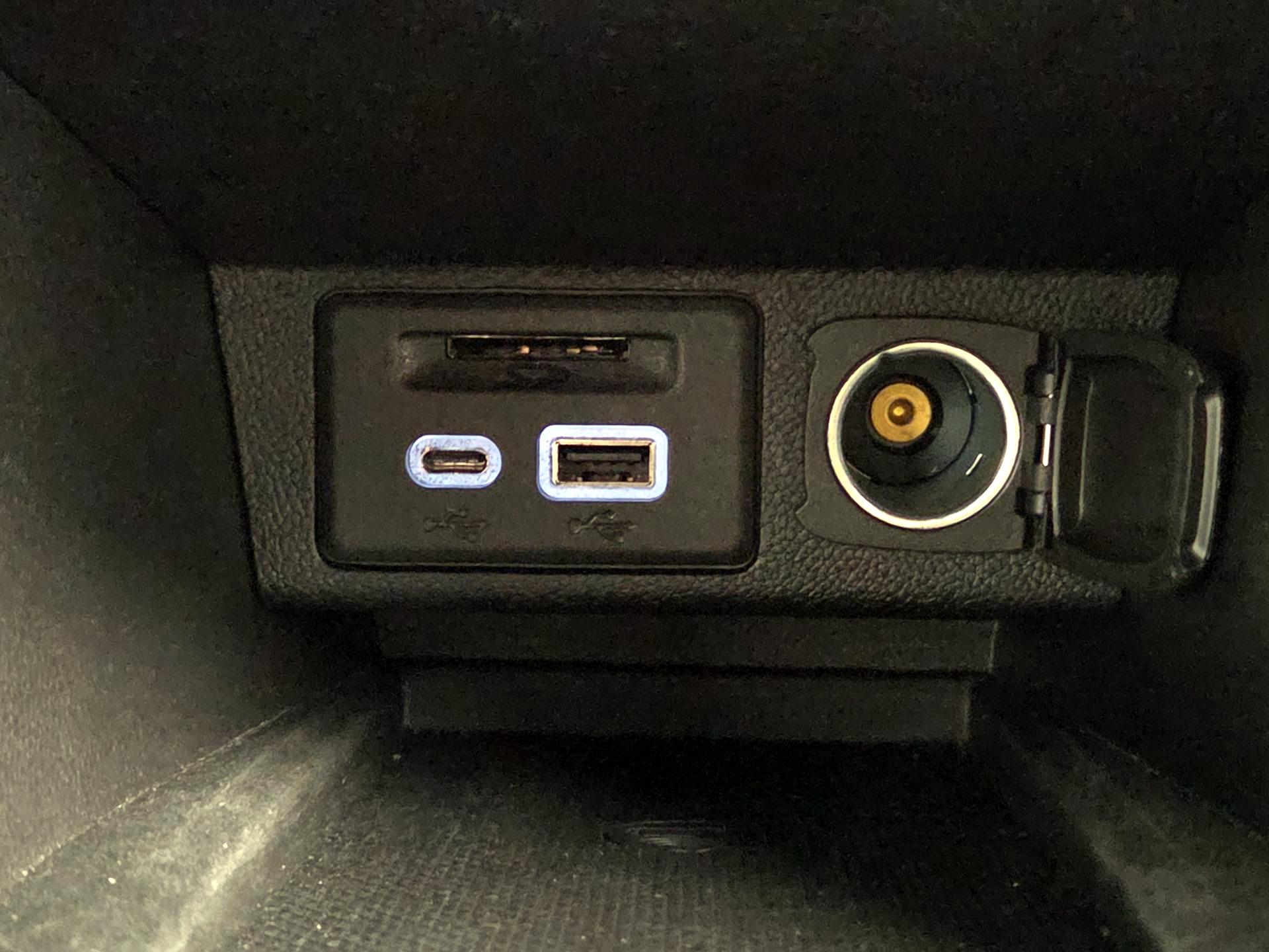 Thumbnail: 2023 Chevrolet Bolt EV - 18