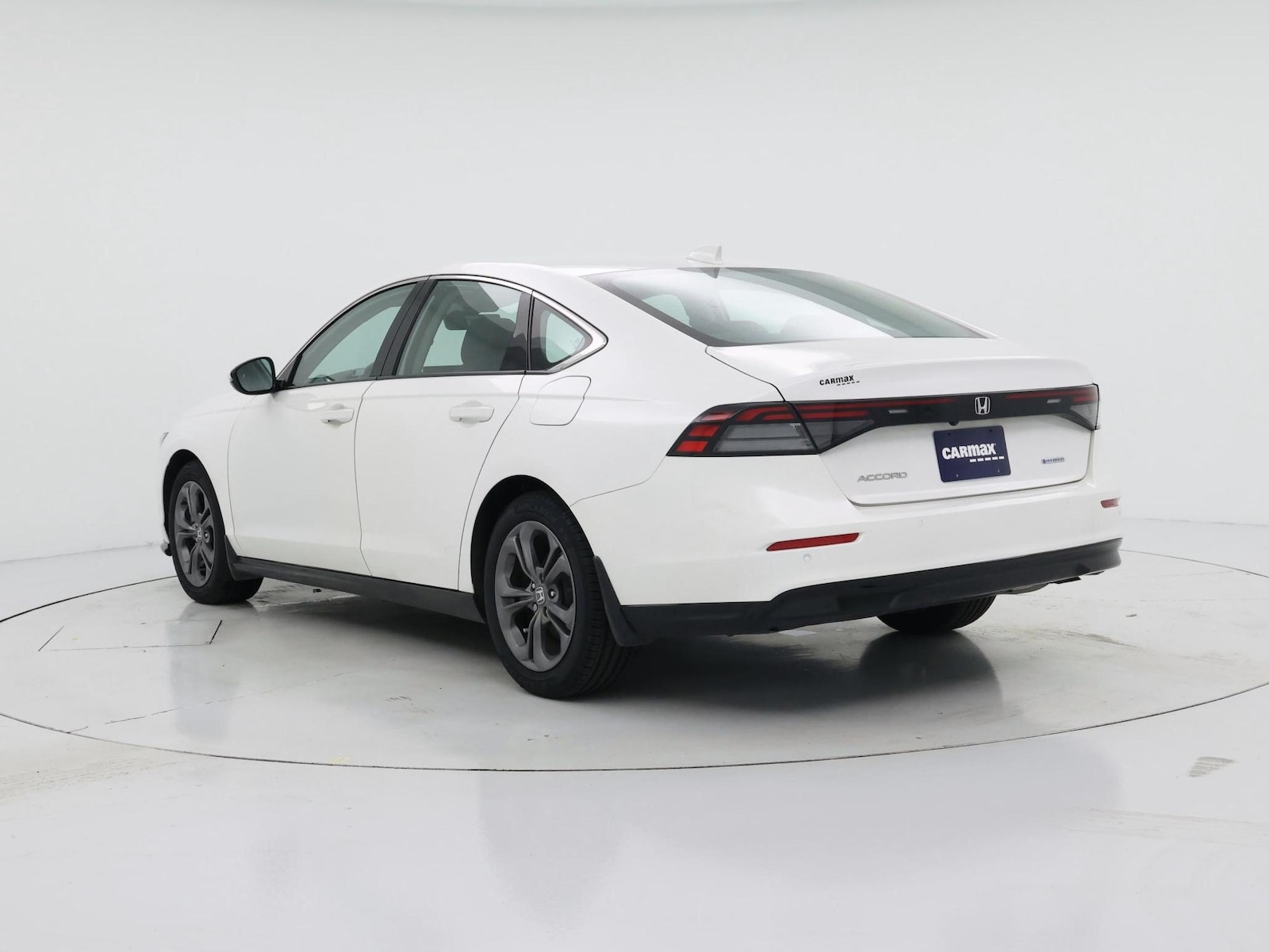 2025 Honda Accord Hybrid EX-L - Photo 3