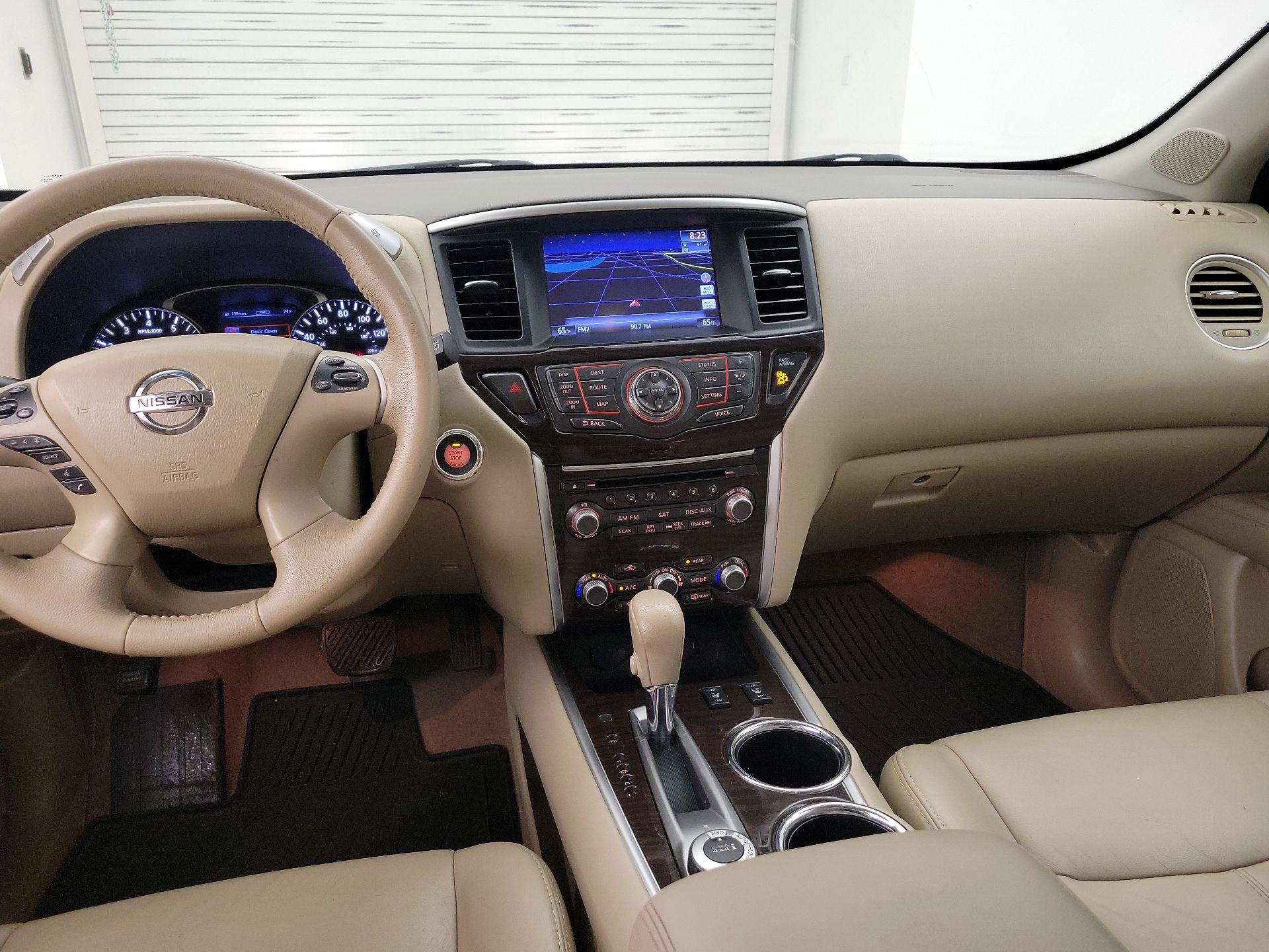 Thumbnail: 2014 Nissan Pathfinder - 9