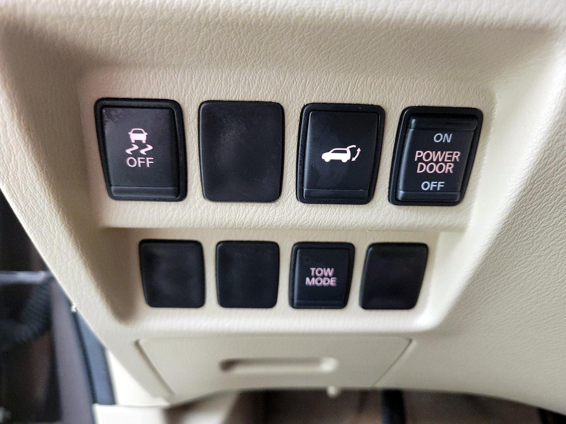 Thumbnail: 2014 Nissan Pathfinder - 13