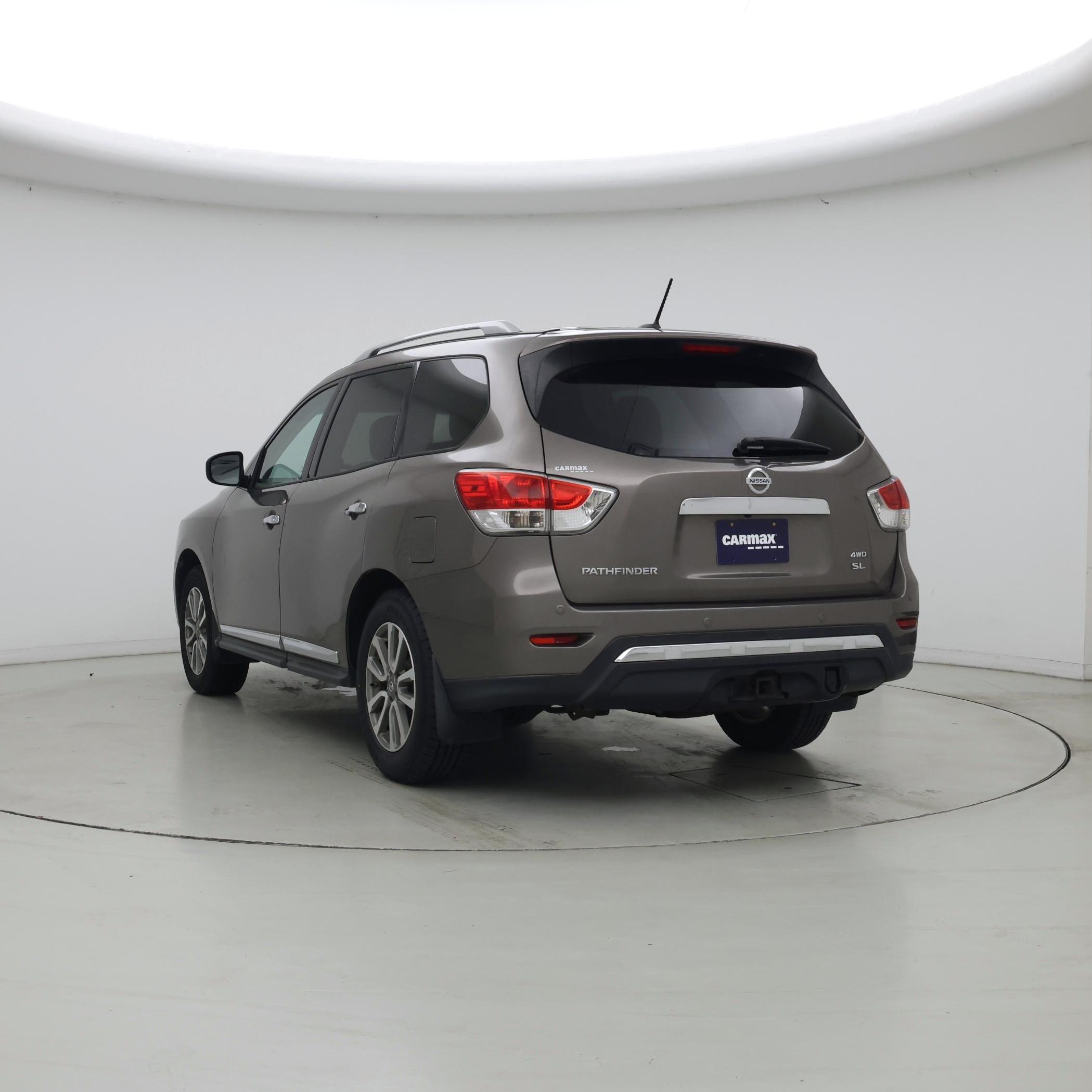 Thumbnail: 2014 Nissan Pathfinder - 2