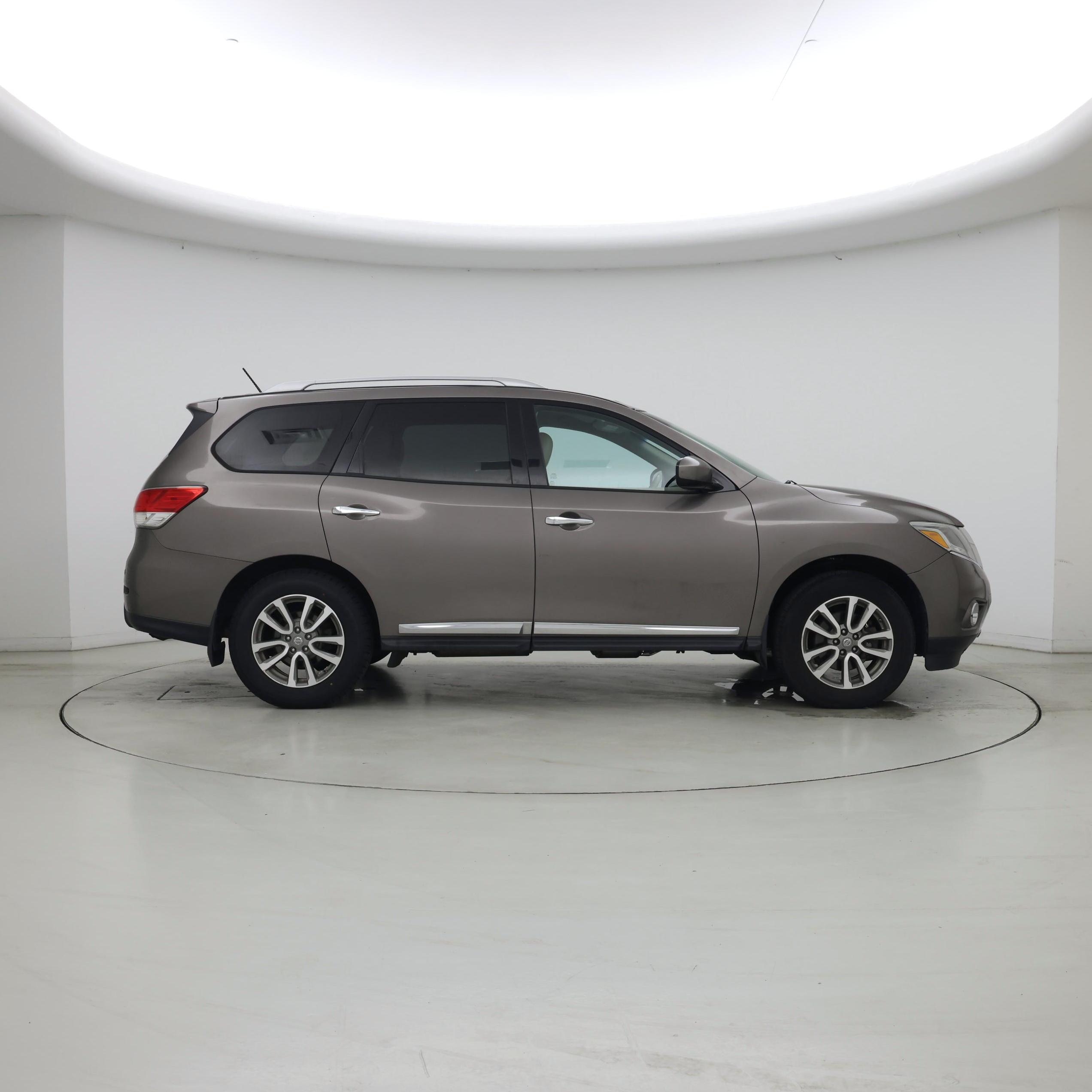 Thumbnail: 2014 Nissan Pathfinder - 7