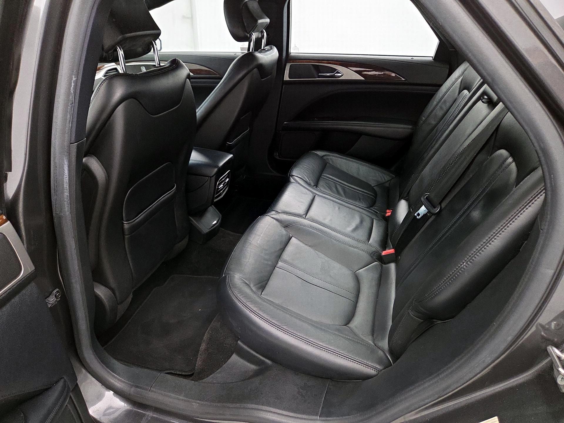 Thumbnail: 2017 Lincoln MKZ - 20