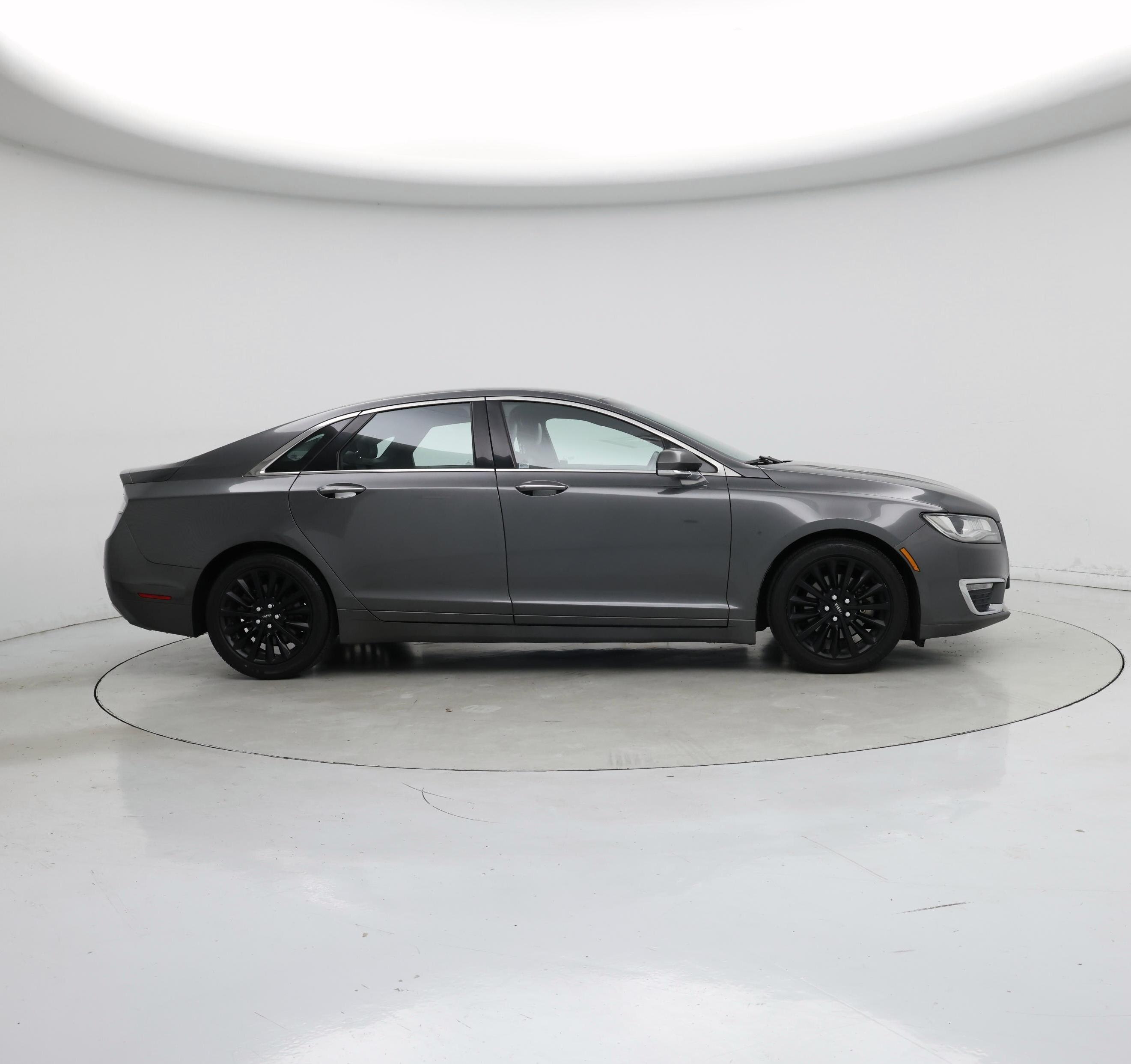 Thumbnail: 2017 Lincoln MKZ - 7