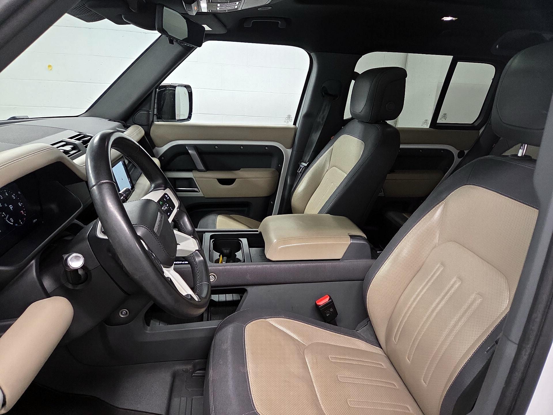 Thumbnail: 2021 Land Rover Defender - 11