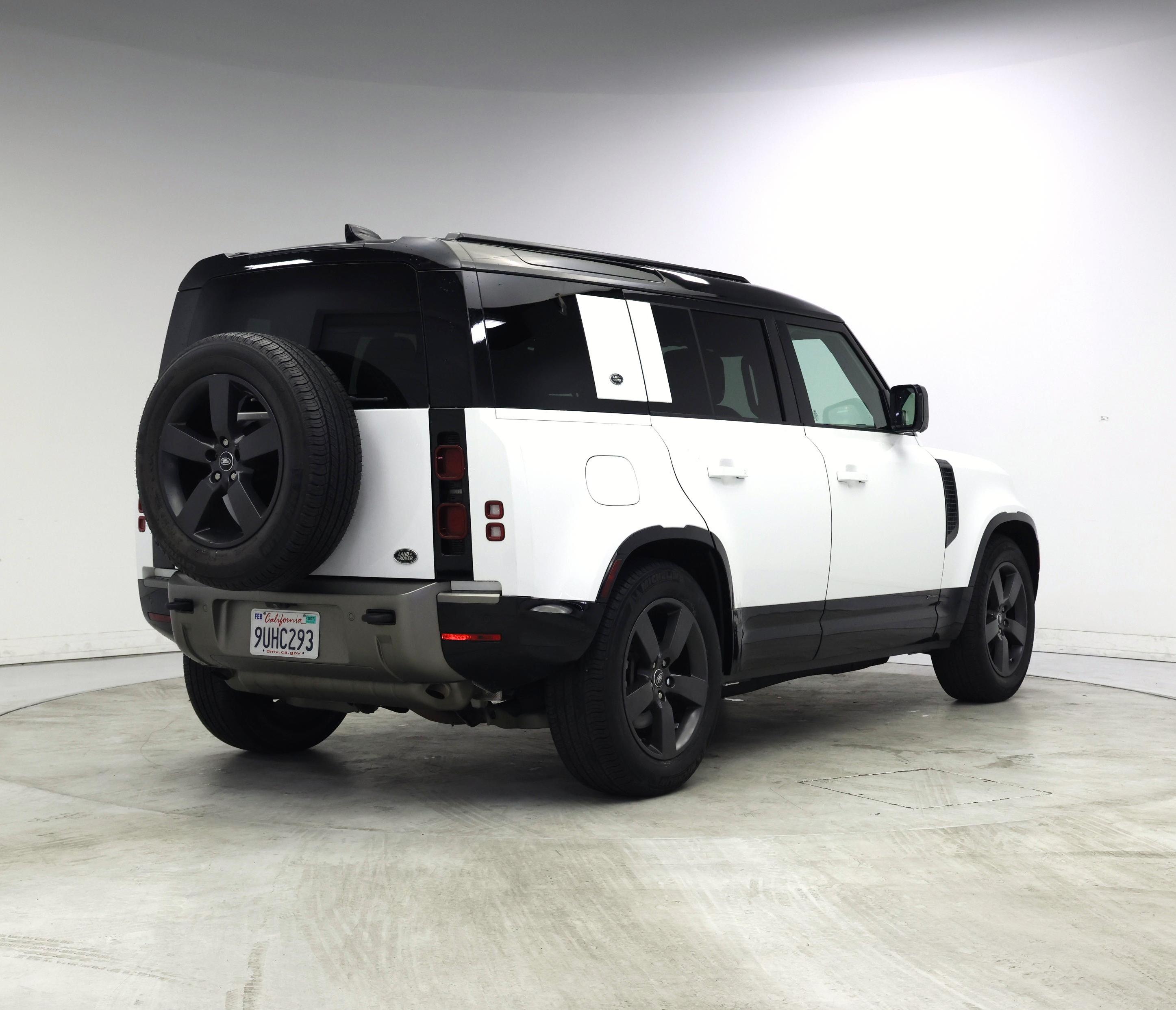 Thumbnail: 2021 Land Rover Defender - 8