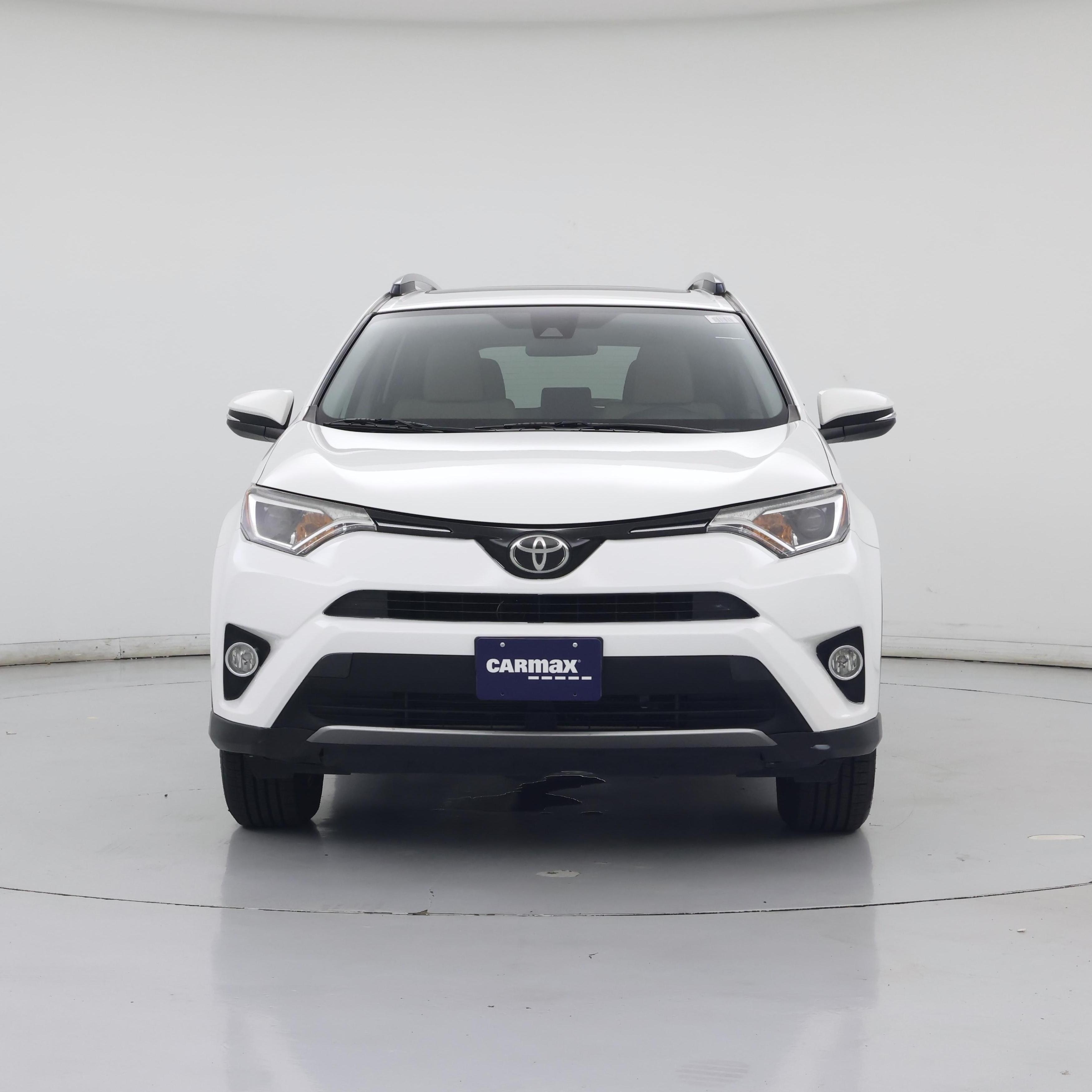 Thumbnail: 2017 Toyota RAV4 - 5