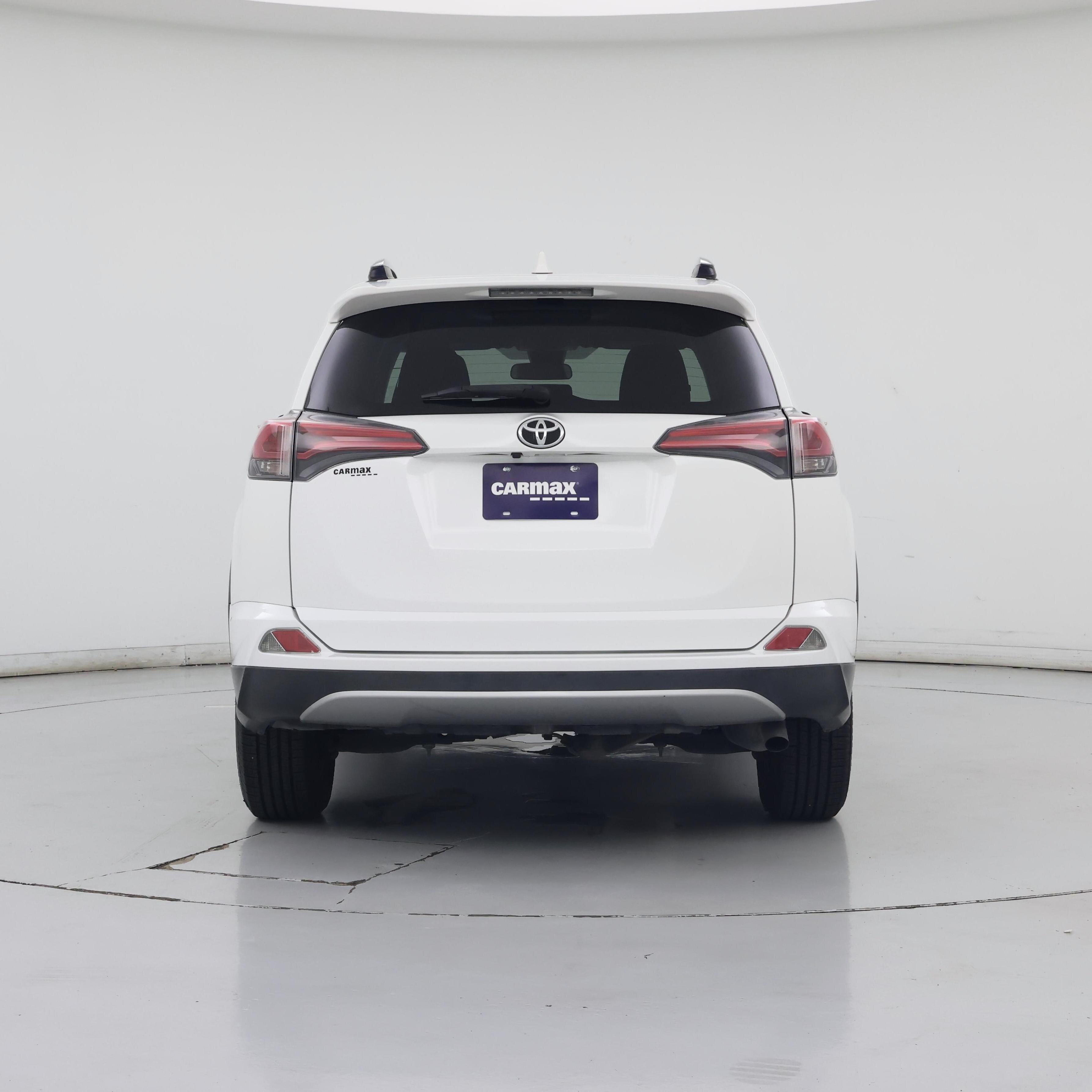 Thumbnail: 2017 Toyota RAV4 - 6
